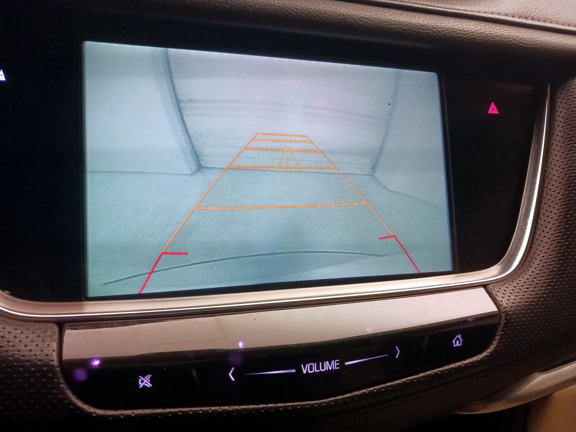 Thumbnail: 2017 Cadillac XT5 - 15