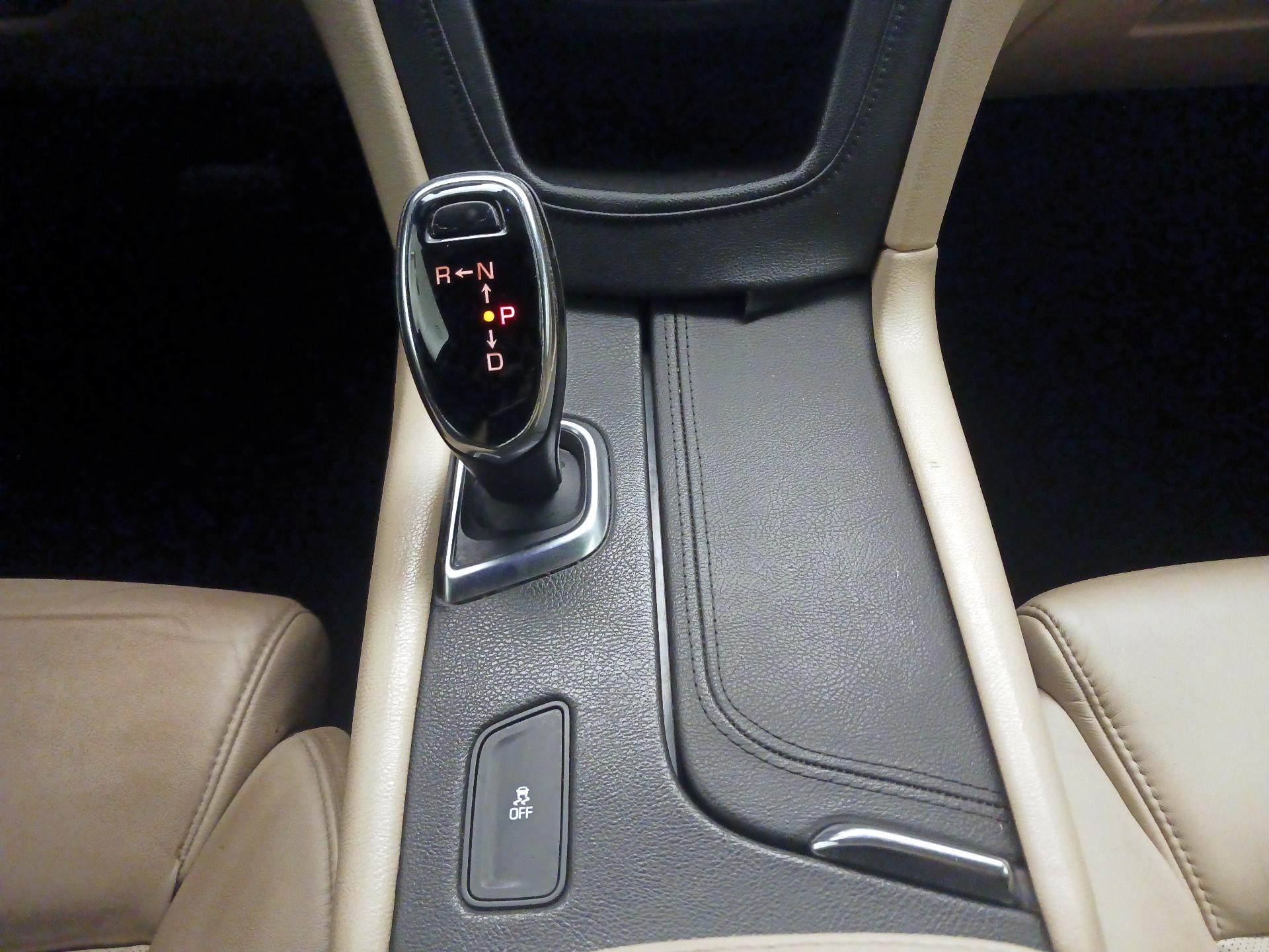 Thumbnail: 2017 Cadillac XT5 - 18