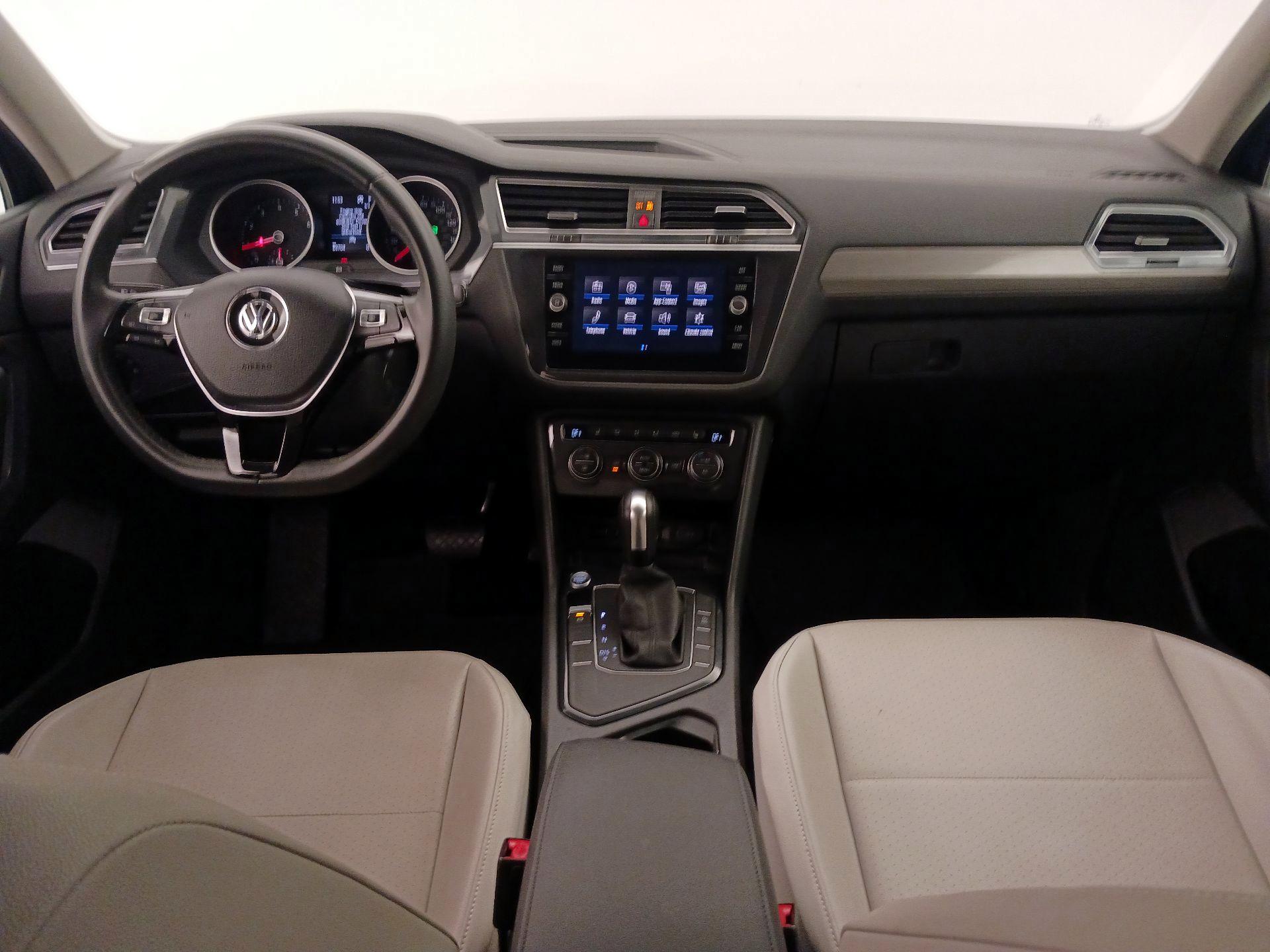 Thumbnail: 2020 Volkswagen Tiguan - 9