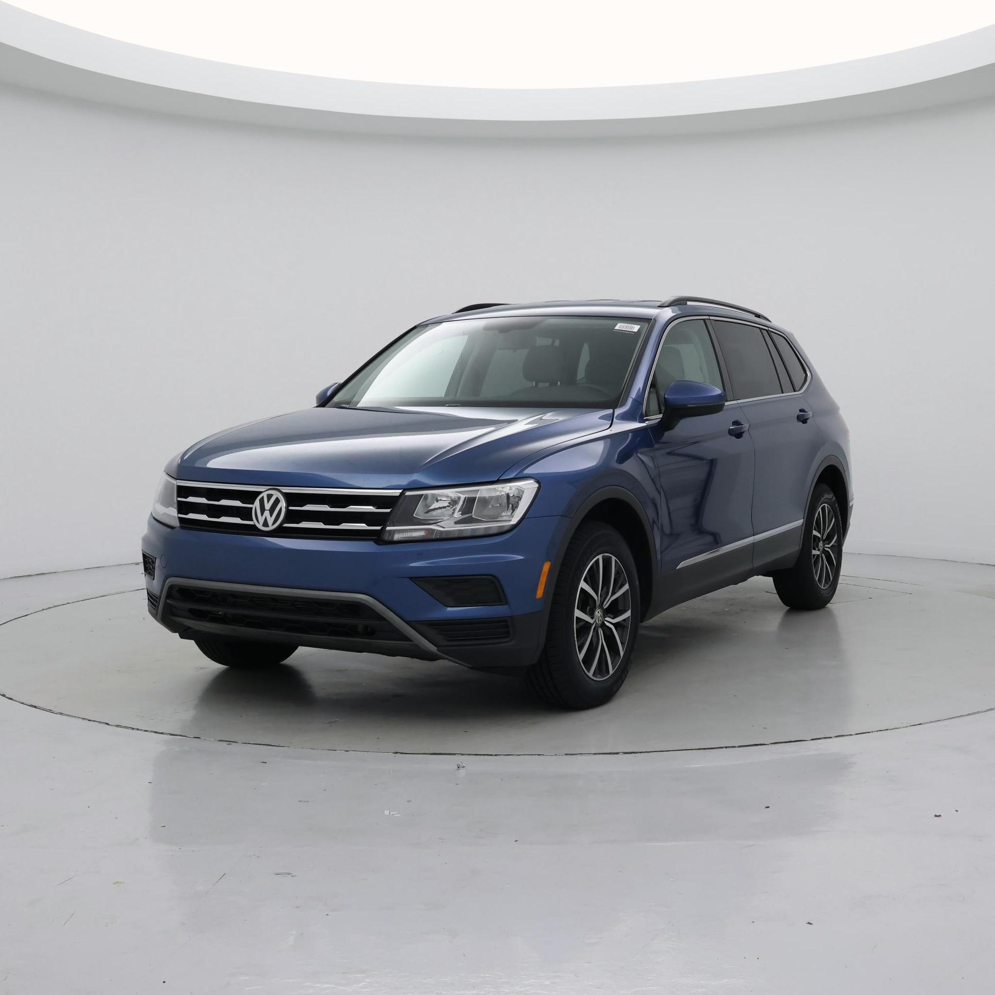 Thumbnail: 2020 Volkswagen Tiguan - 4