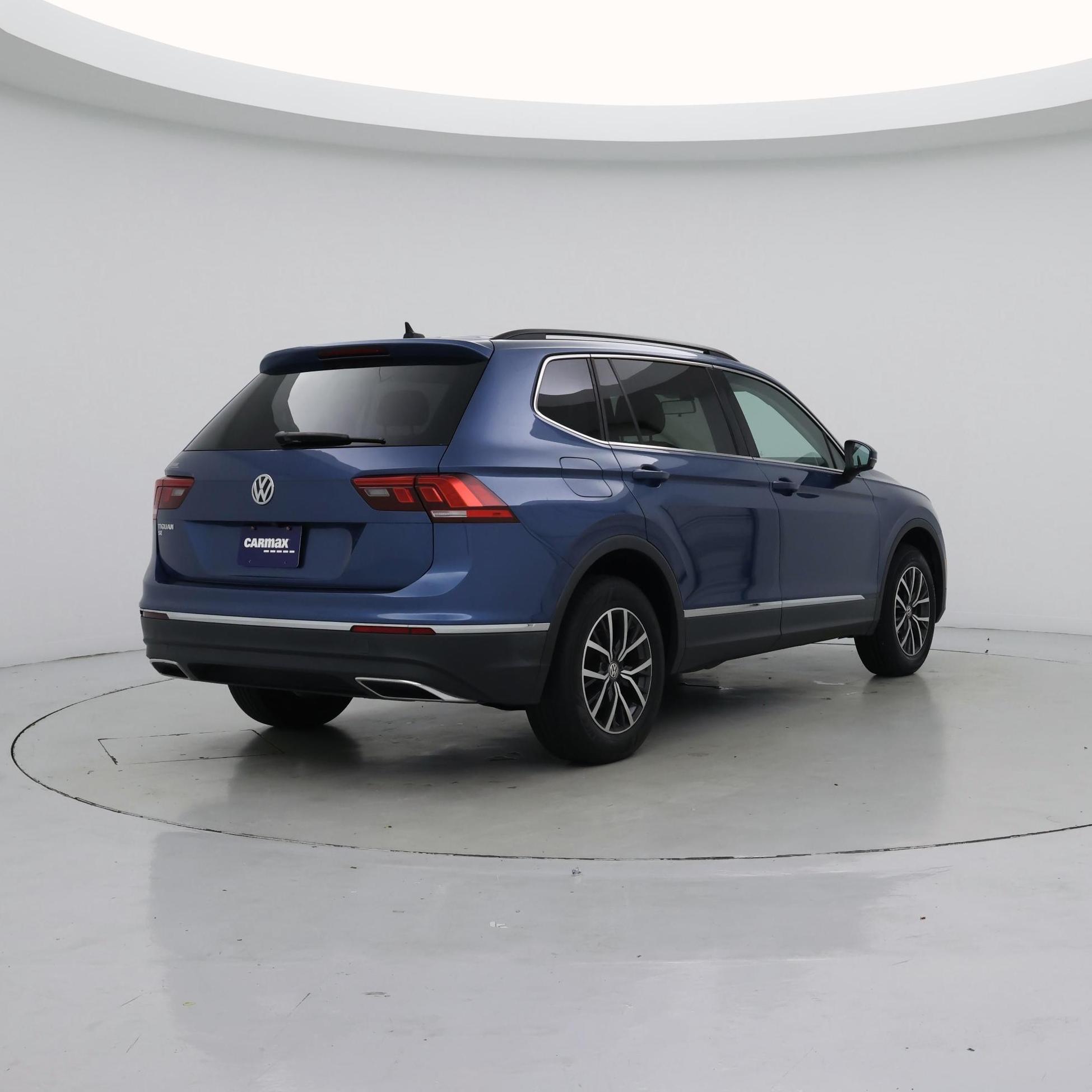 Thumbnail: 2020 Volkswagen Tiguan - 8