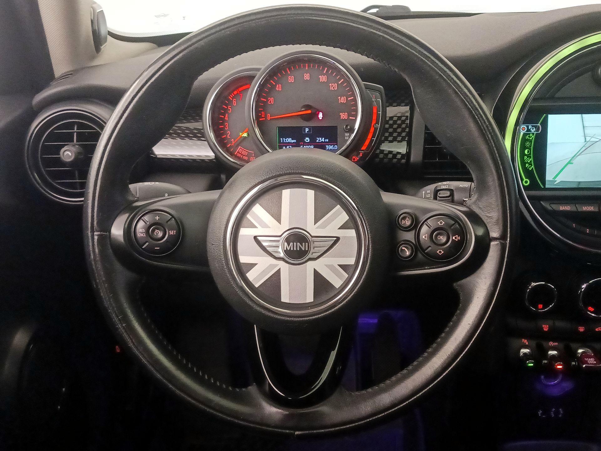 Thumbnail: 2018 MINI Cooper Hardtop - 10