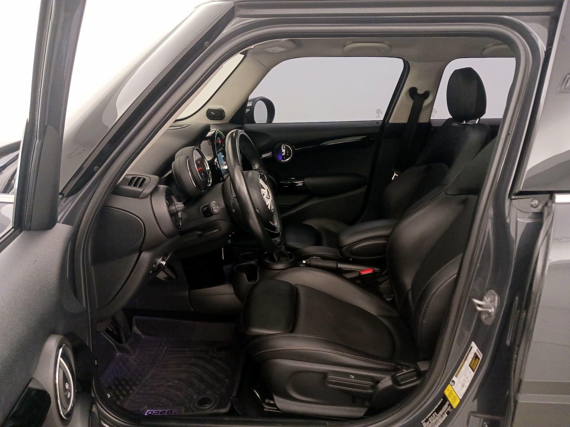 Thumbnail: 2018 MINI Cooper Hardtop - 11