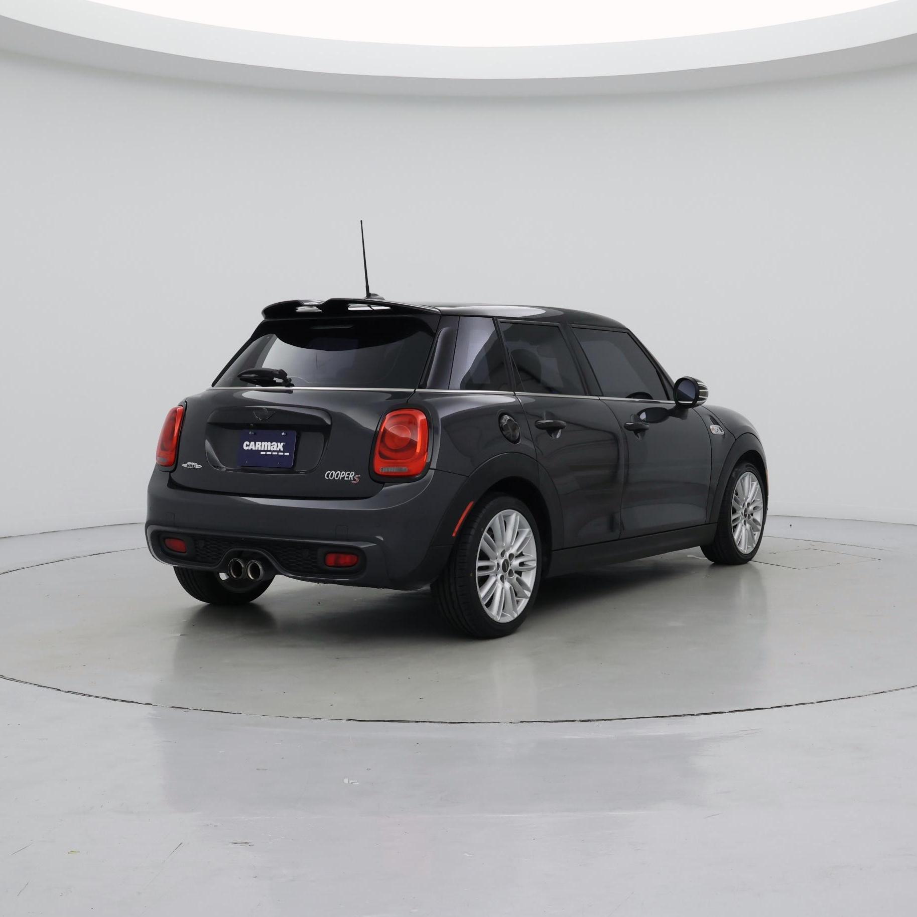 Thumbnail: 2018 MINI Cooper Hardtop - 8