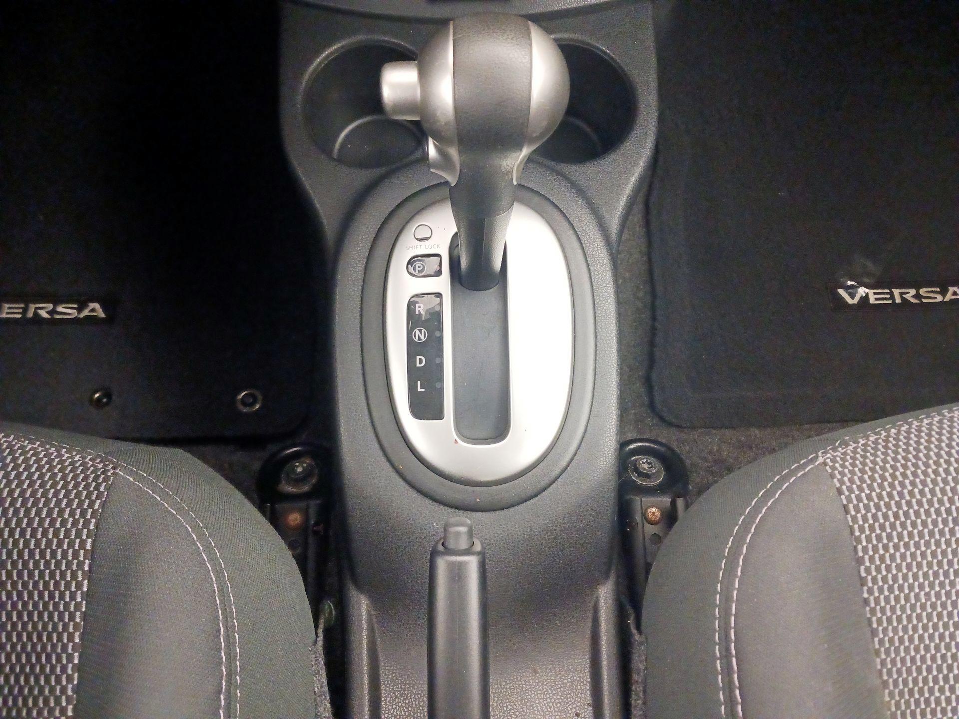 Thumbnail: 2017 Nissan Versa - 16