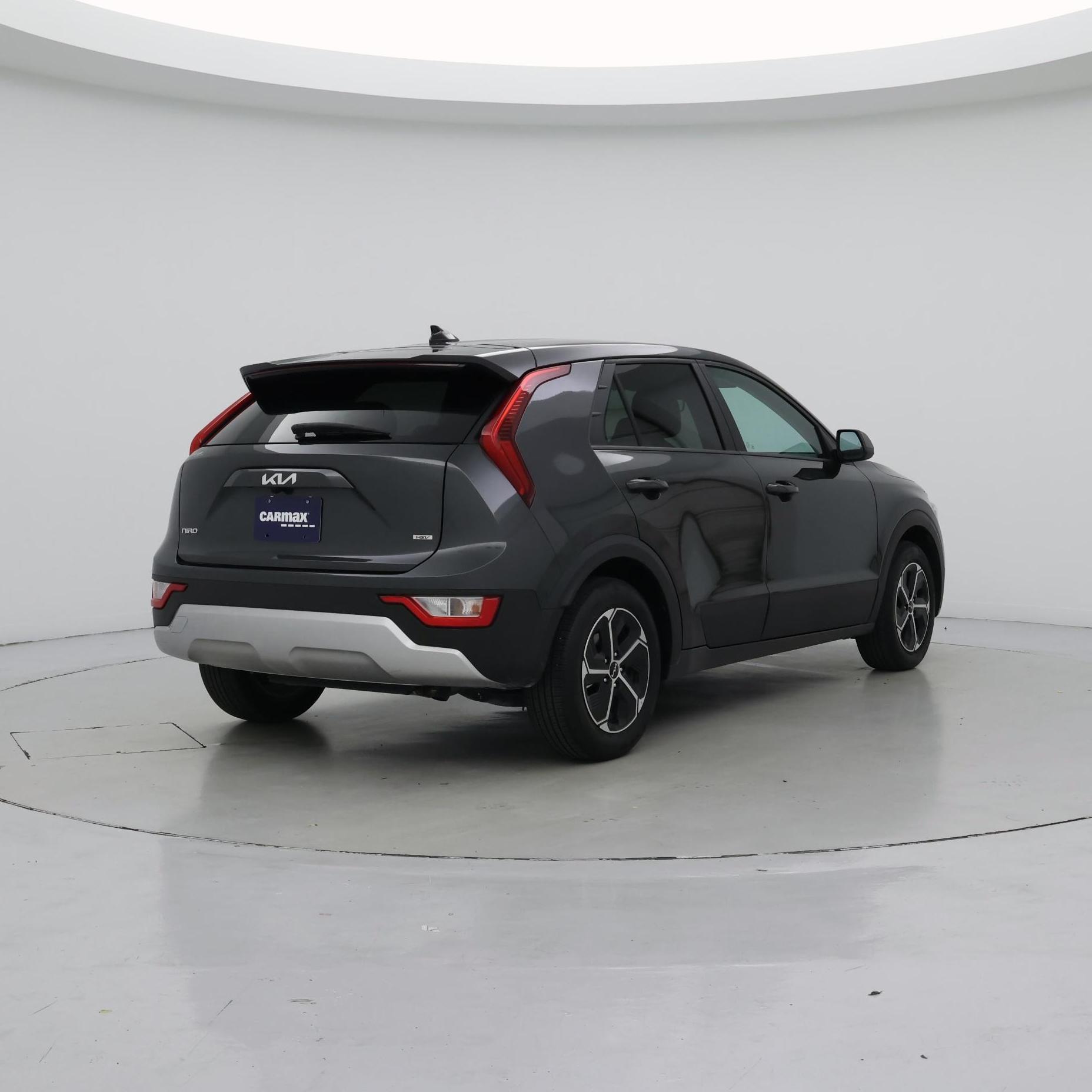 Thumbnail: 2025 Kia Niro - 8