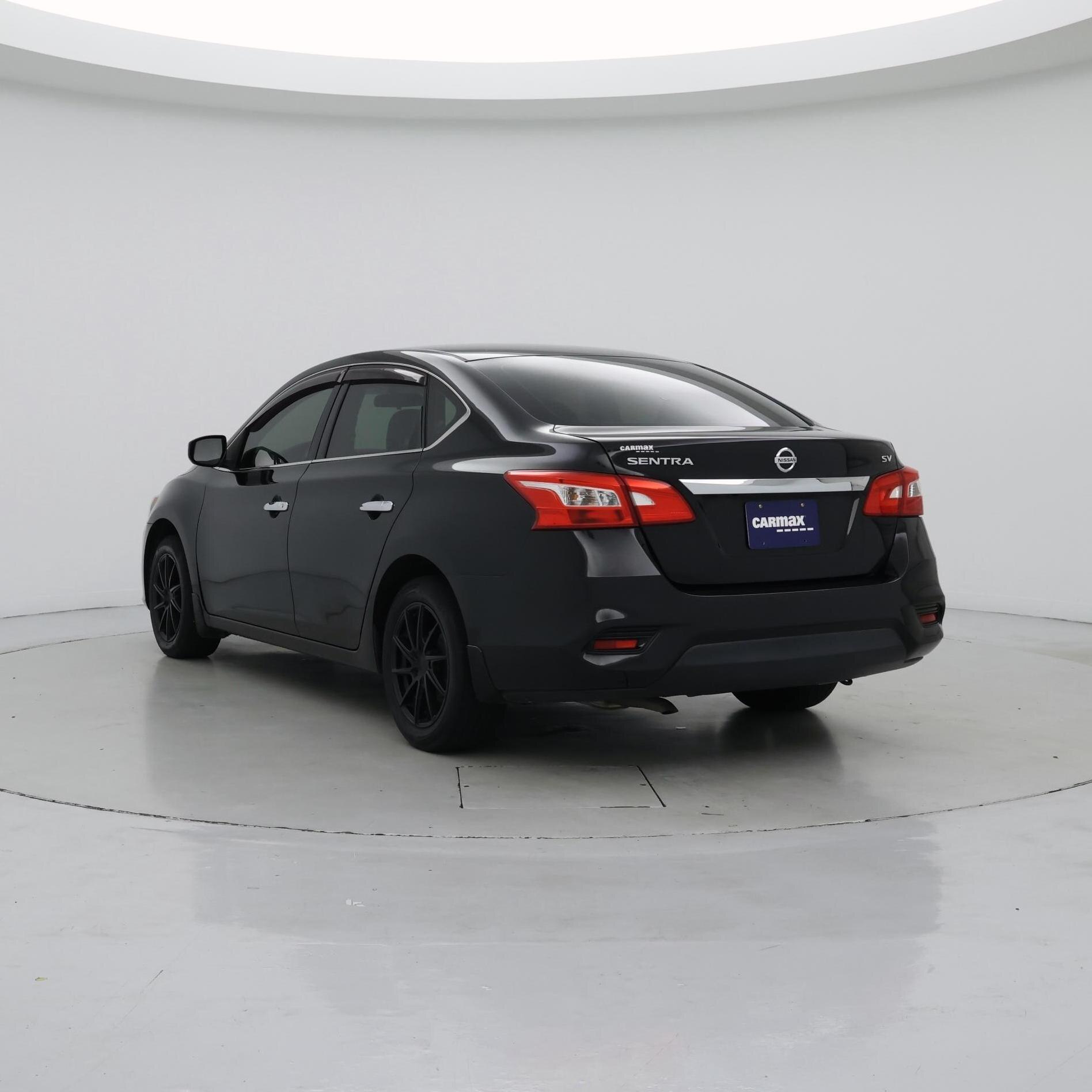 Thumbnail: 2017 Nissan Sentra - 2