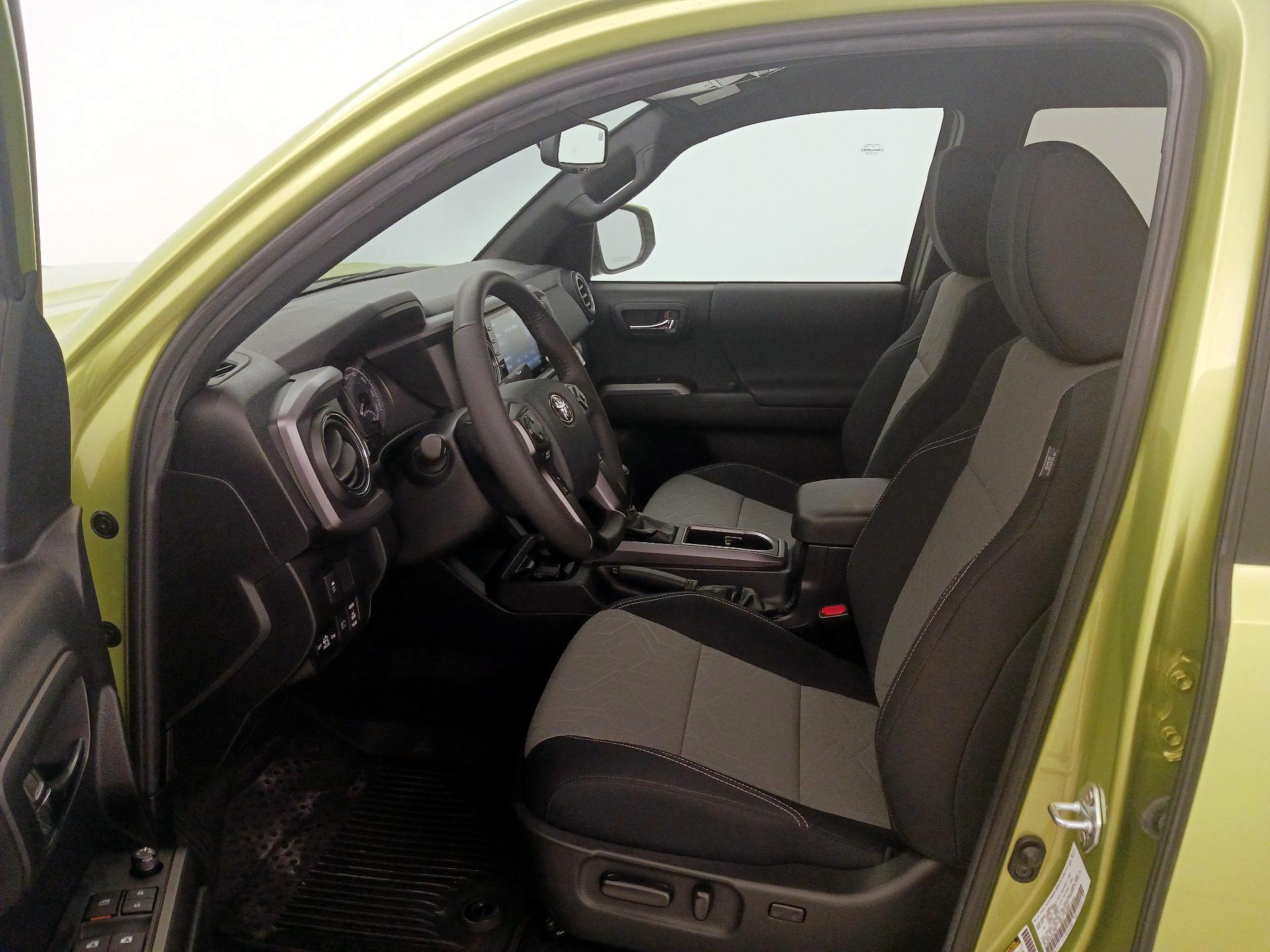 Thumbnail: 2023 Toyota Tacoma - 11