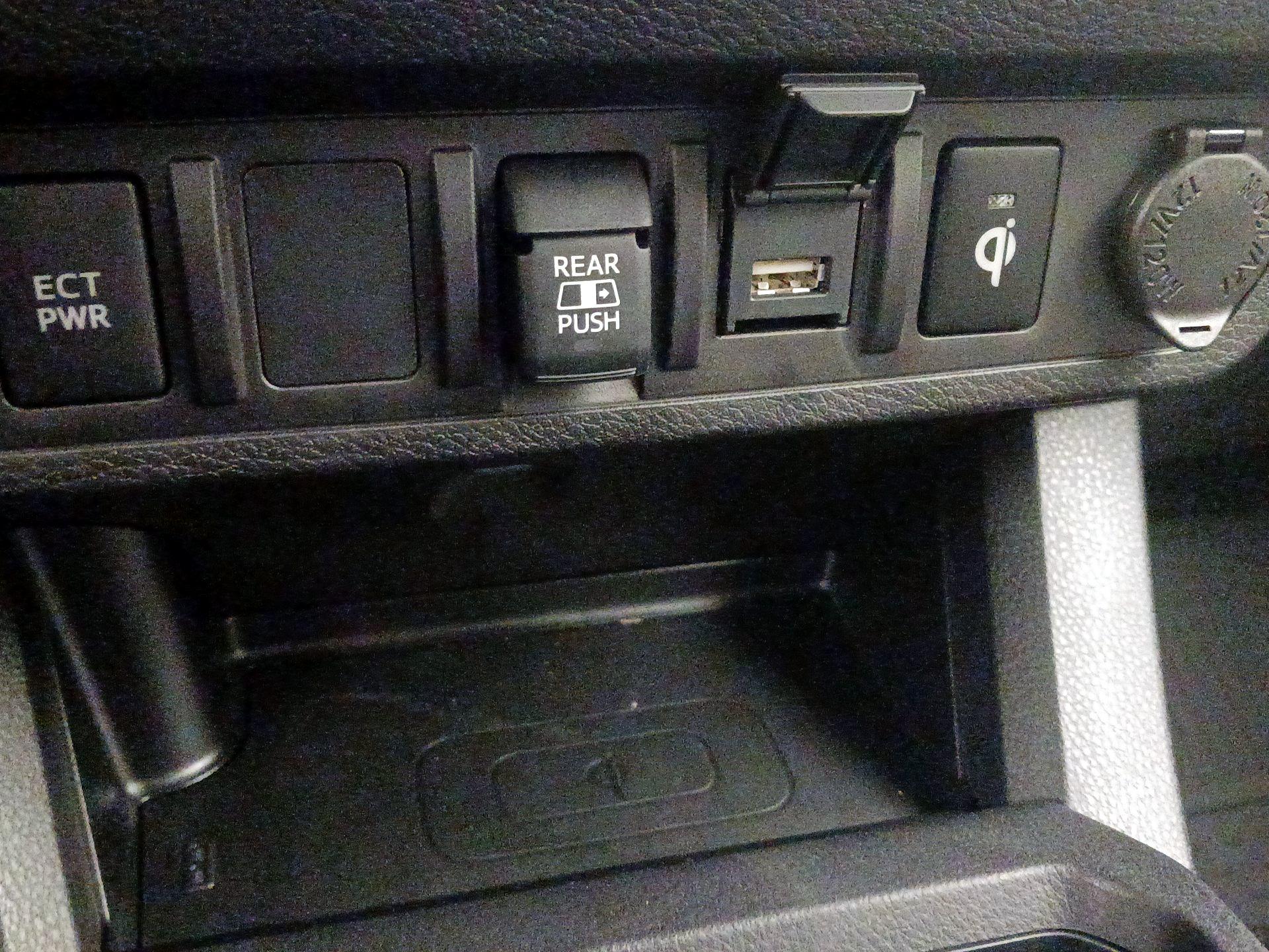 Thumbnail: 2023 Toyota Tacoma - 18