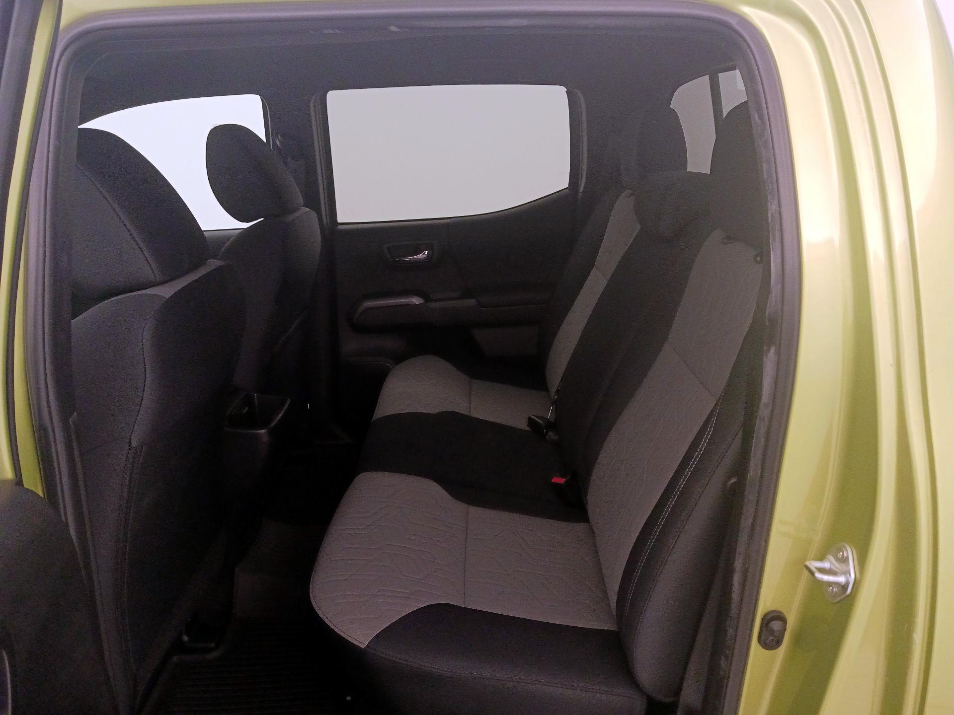 Thumbnail: 2023 Toyota Tacoma - 19