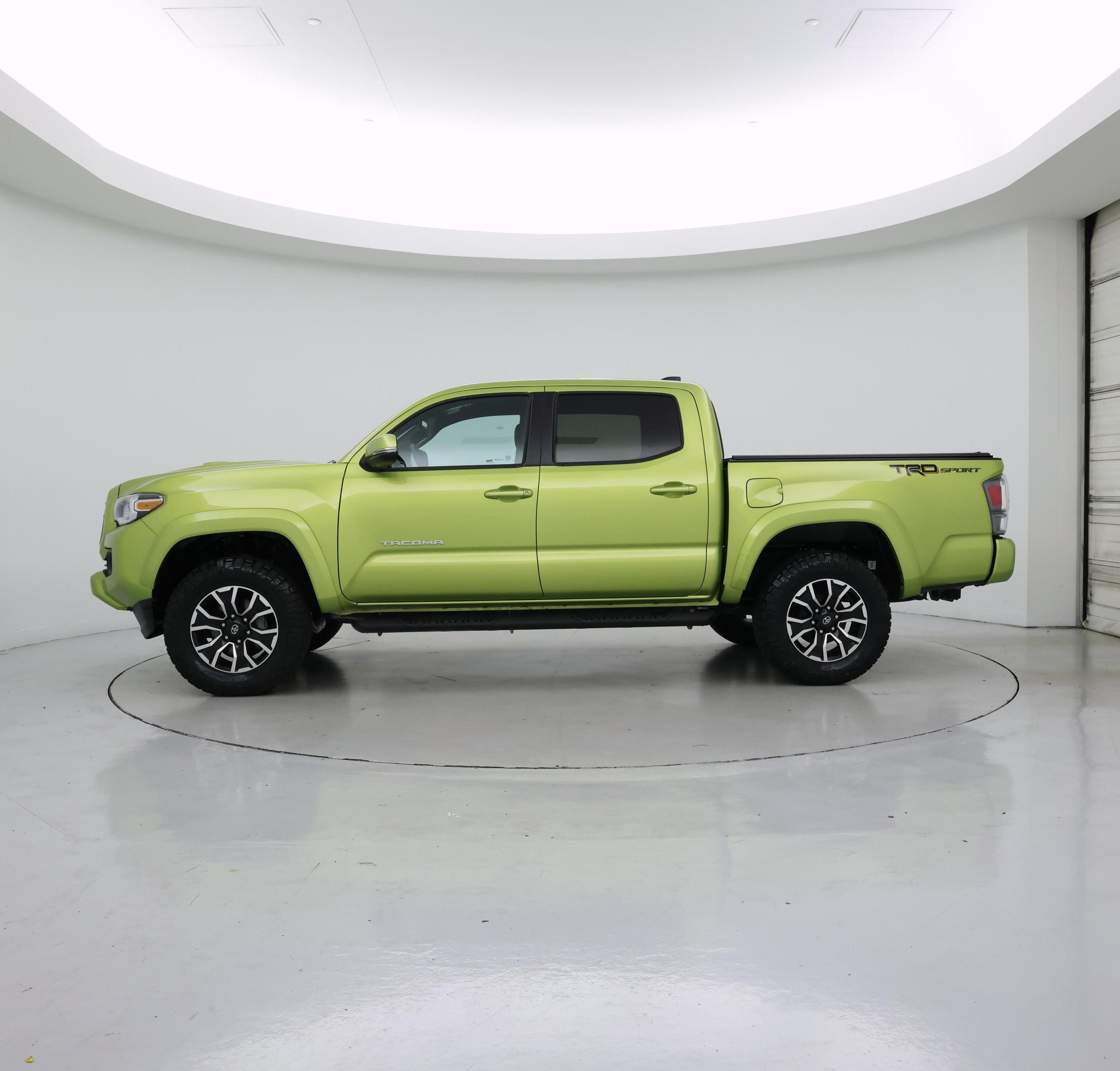 Thumbnail: 2023 Toyota Tacoma - 3