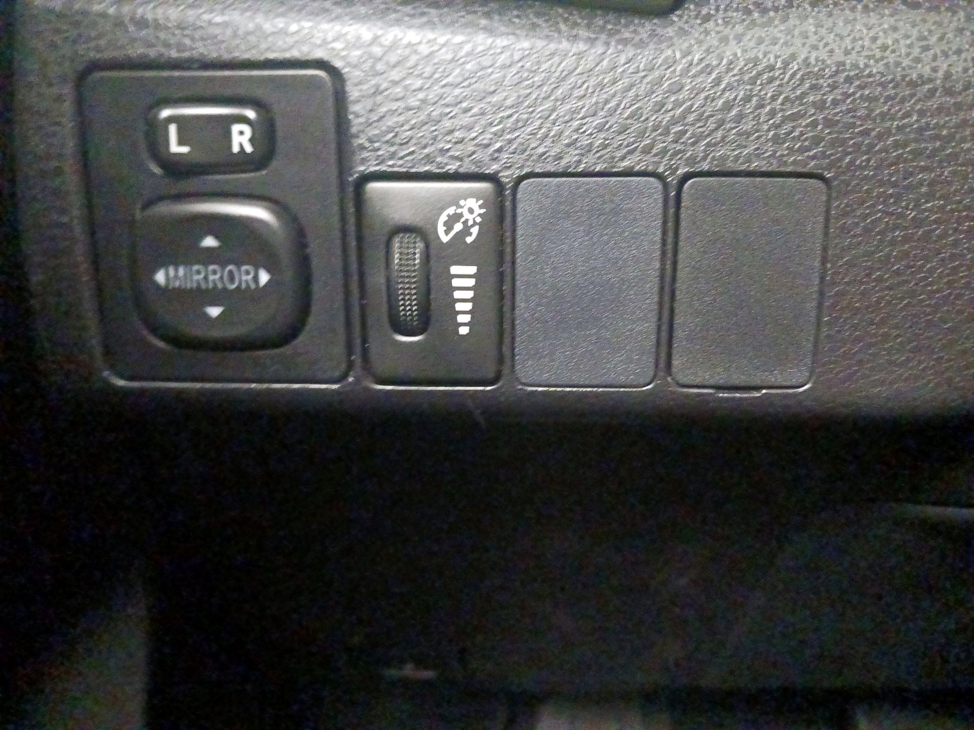 Thumbnail: 2016 Toyota Corolla - 13