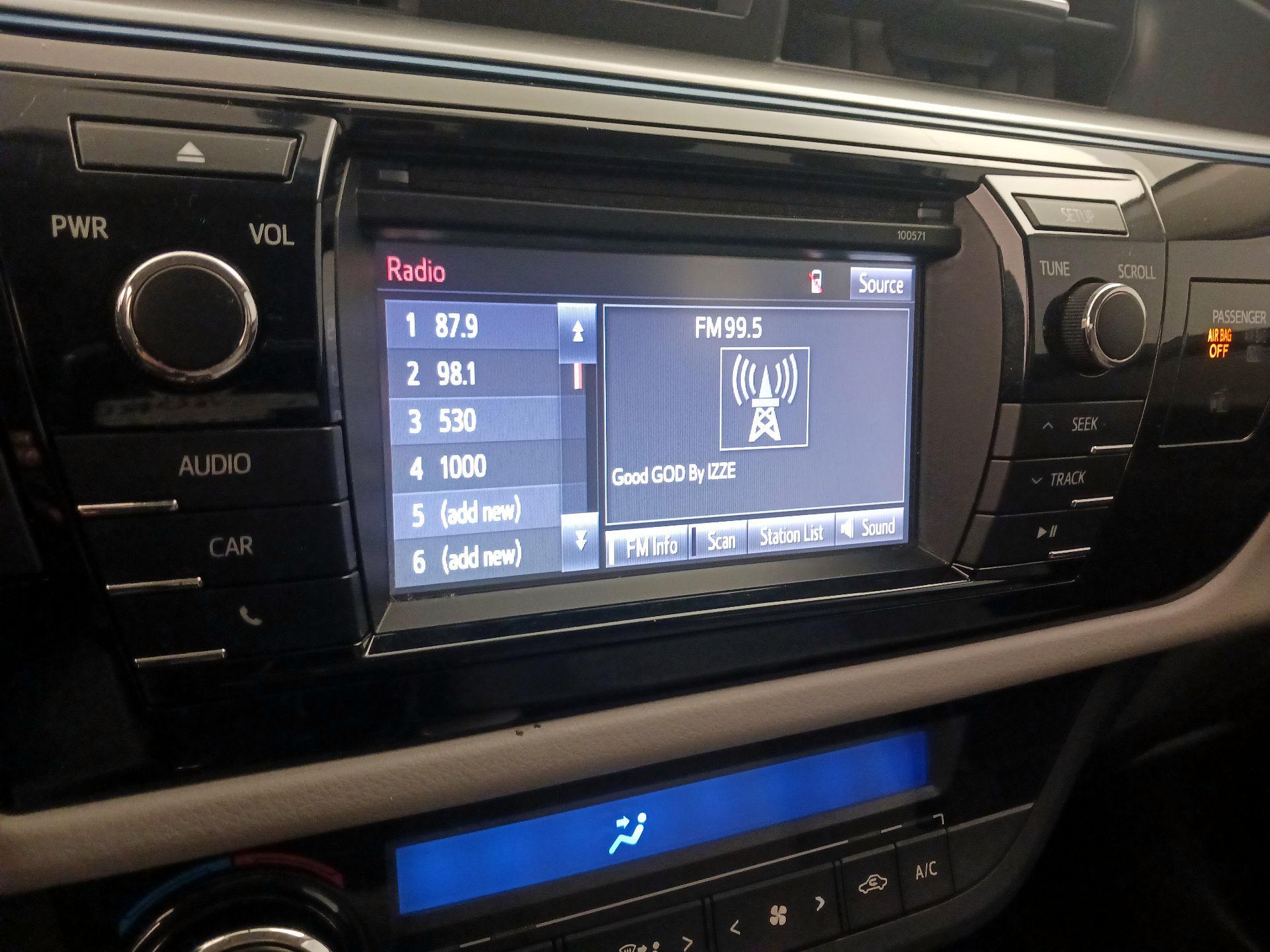 Thumbnail: 2016 Toyota Corolla - 15