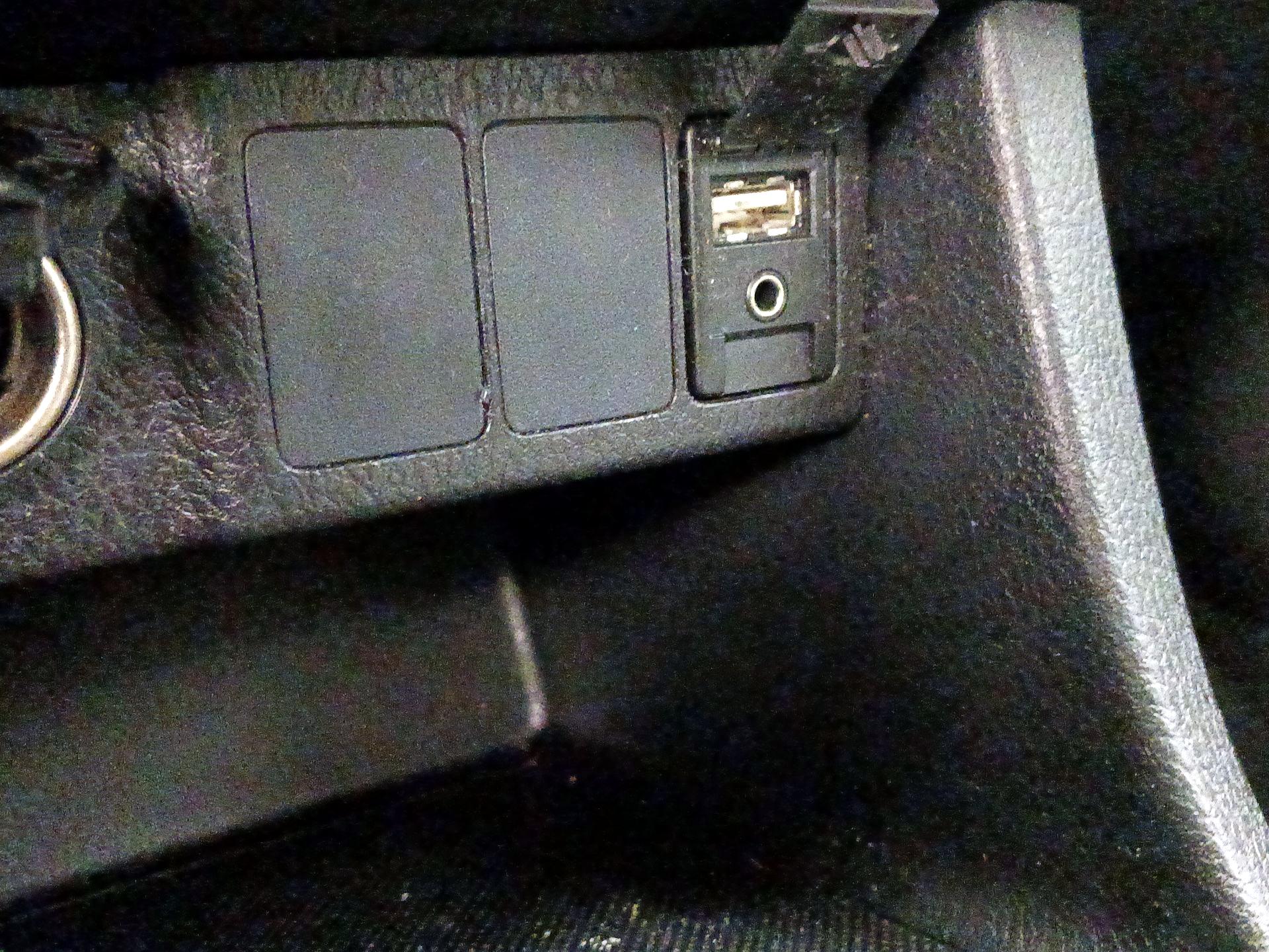 Thumbnail: 2016 Toyota Corolla - 18