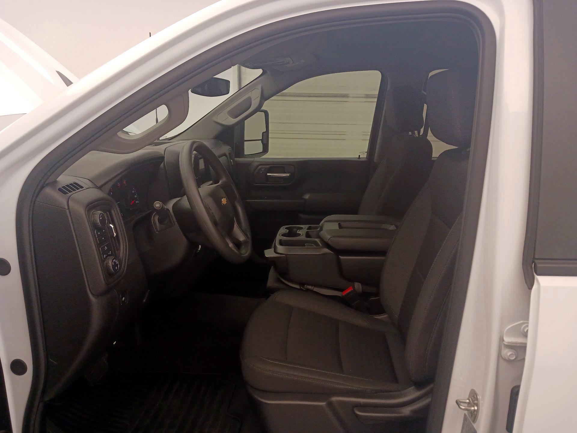 Thumbnail: 2025 Chevrolet Silverado 2500 - 11