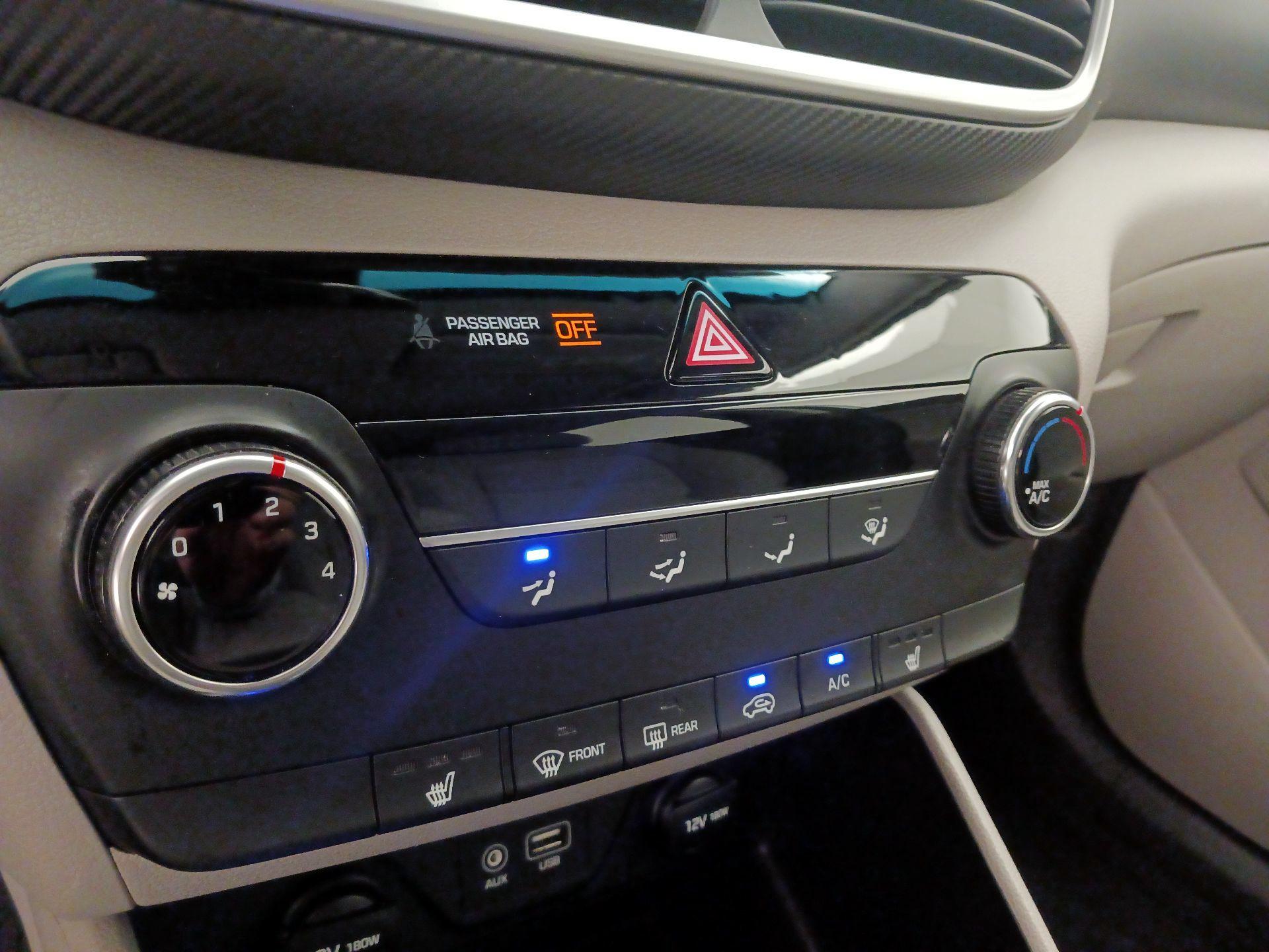 Thumbnail: 2019 Hyundai Tucson - 16