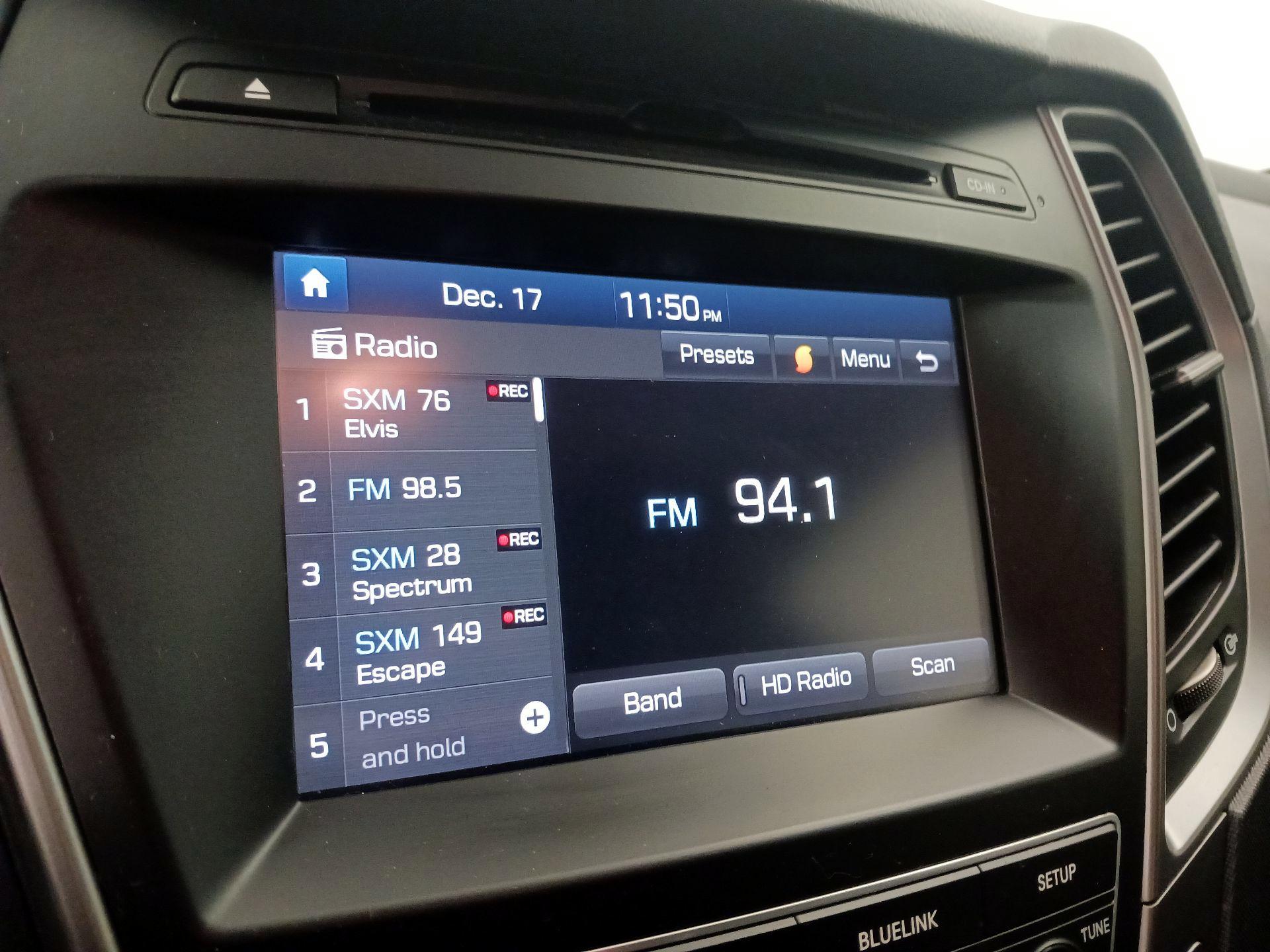 Thumbnail: 2018 Hyundai Santa Fe - 15