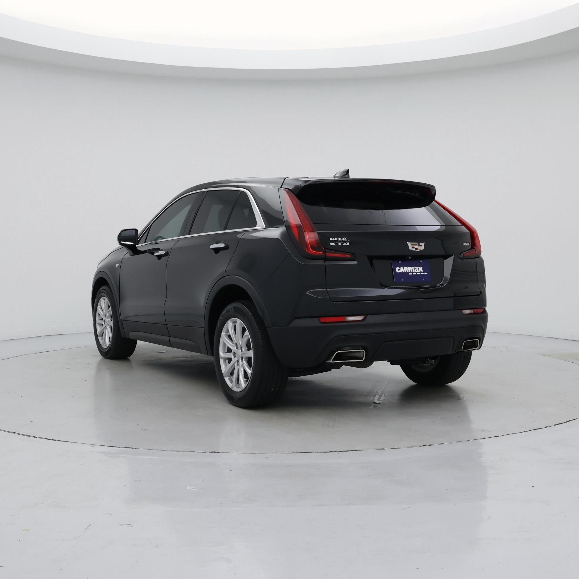 Thumbnail: 2022 Cadillac XT4 - 2