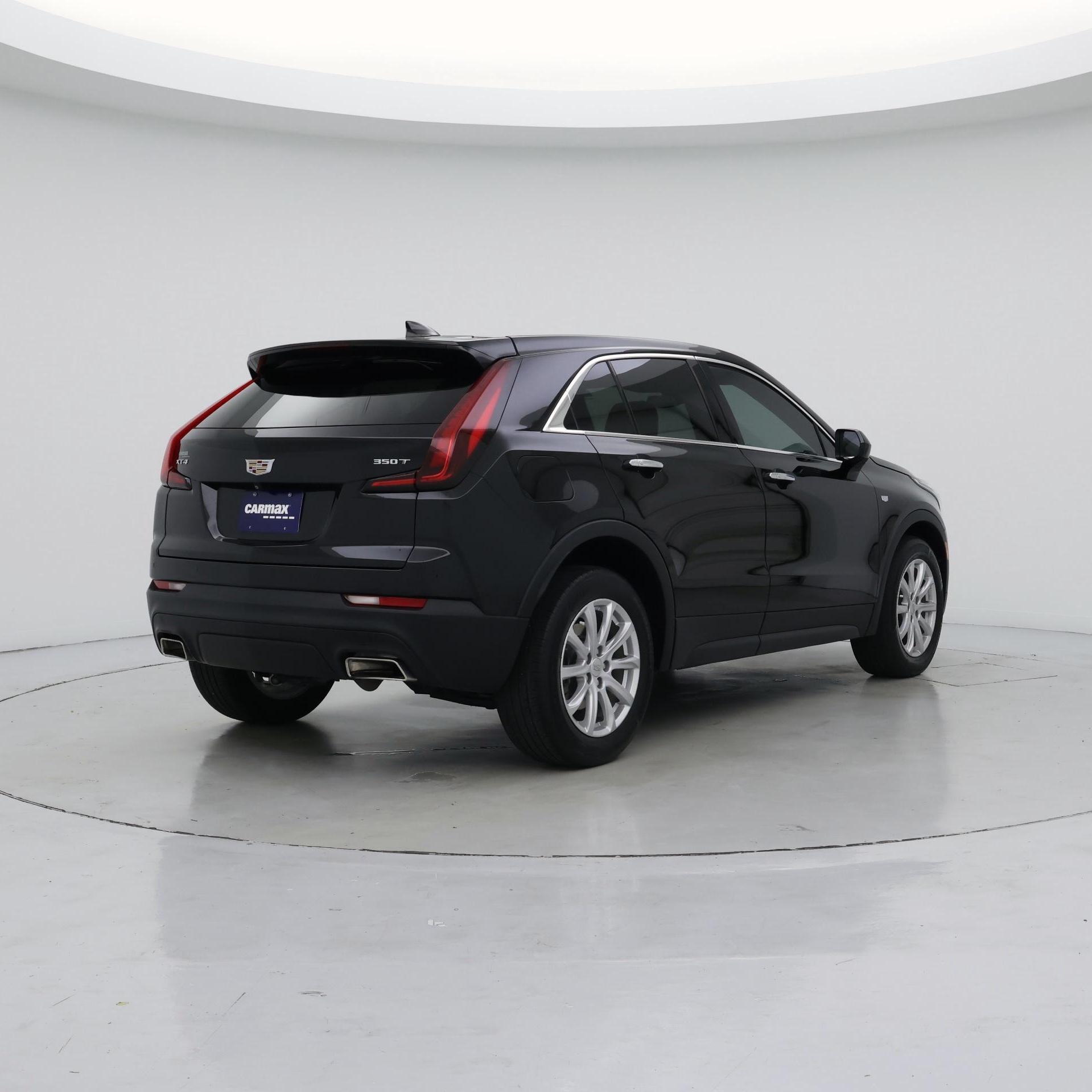Thumbnail: 2022 Cadillac XT4 - 8