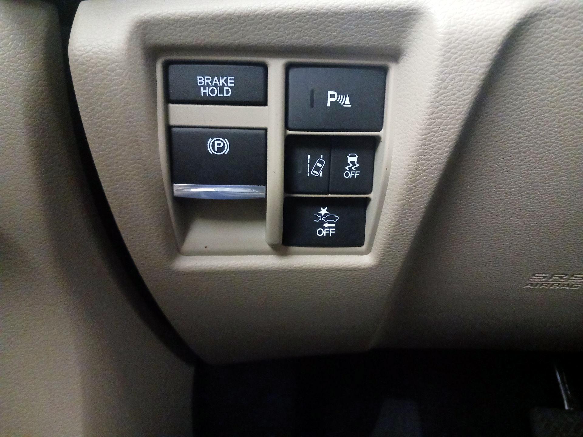 Thumbnail: 2020 Acura MDX - 13