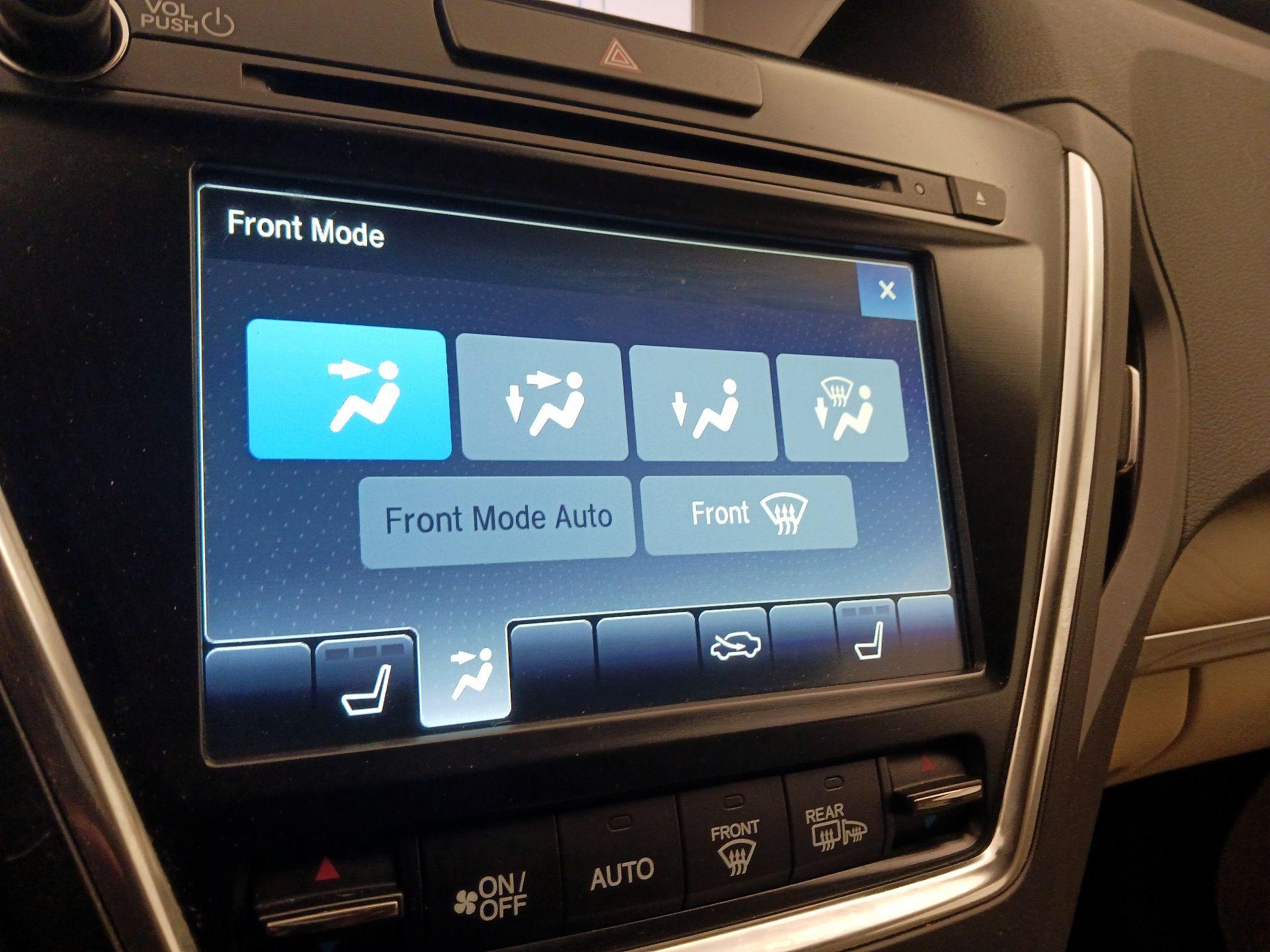 Thumbnail: 2020 Acura MDX - 17