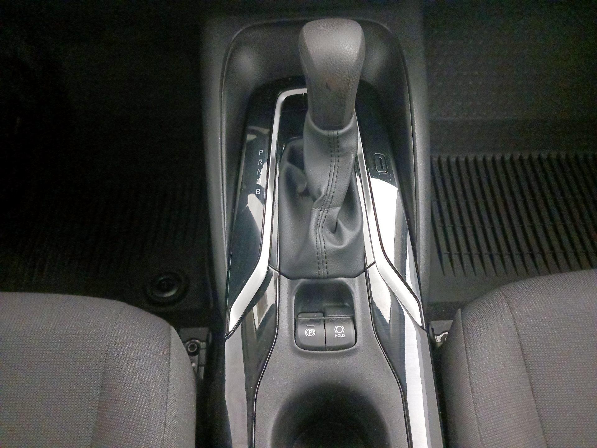 Thumbnail: 2020 Toyota Corolla - 17