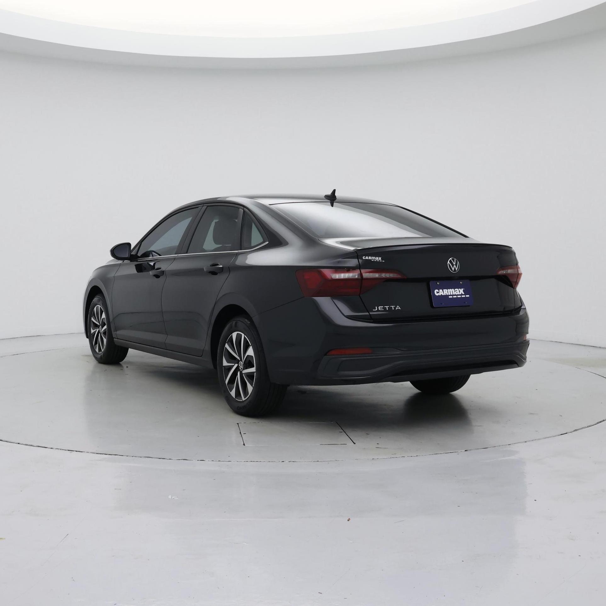 Thumbnail: 2023 Volkswagen Jetta - 2