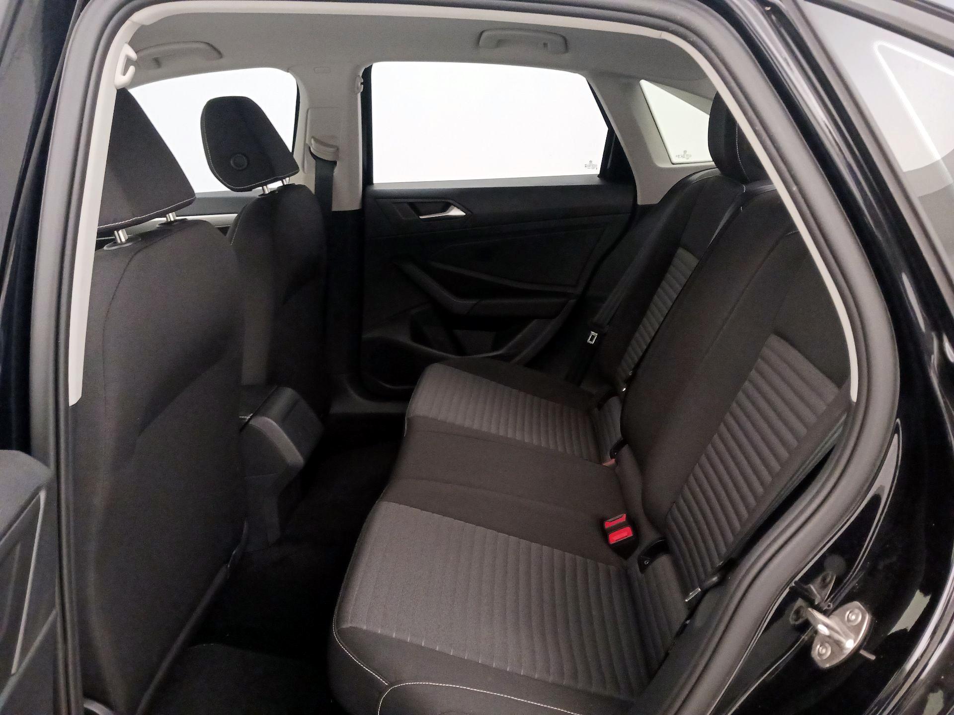 Thumbnail: 2023 Volkswagen Jetta - 19