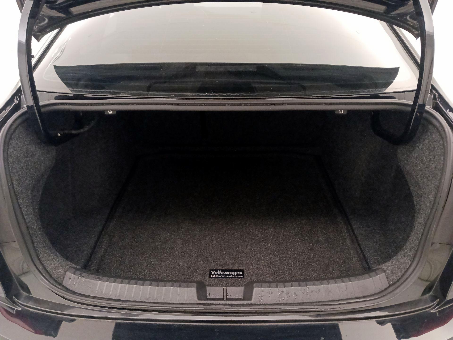 Thumbnail: 2023 Volkswagen Jetta - 20