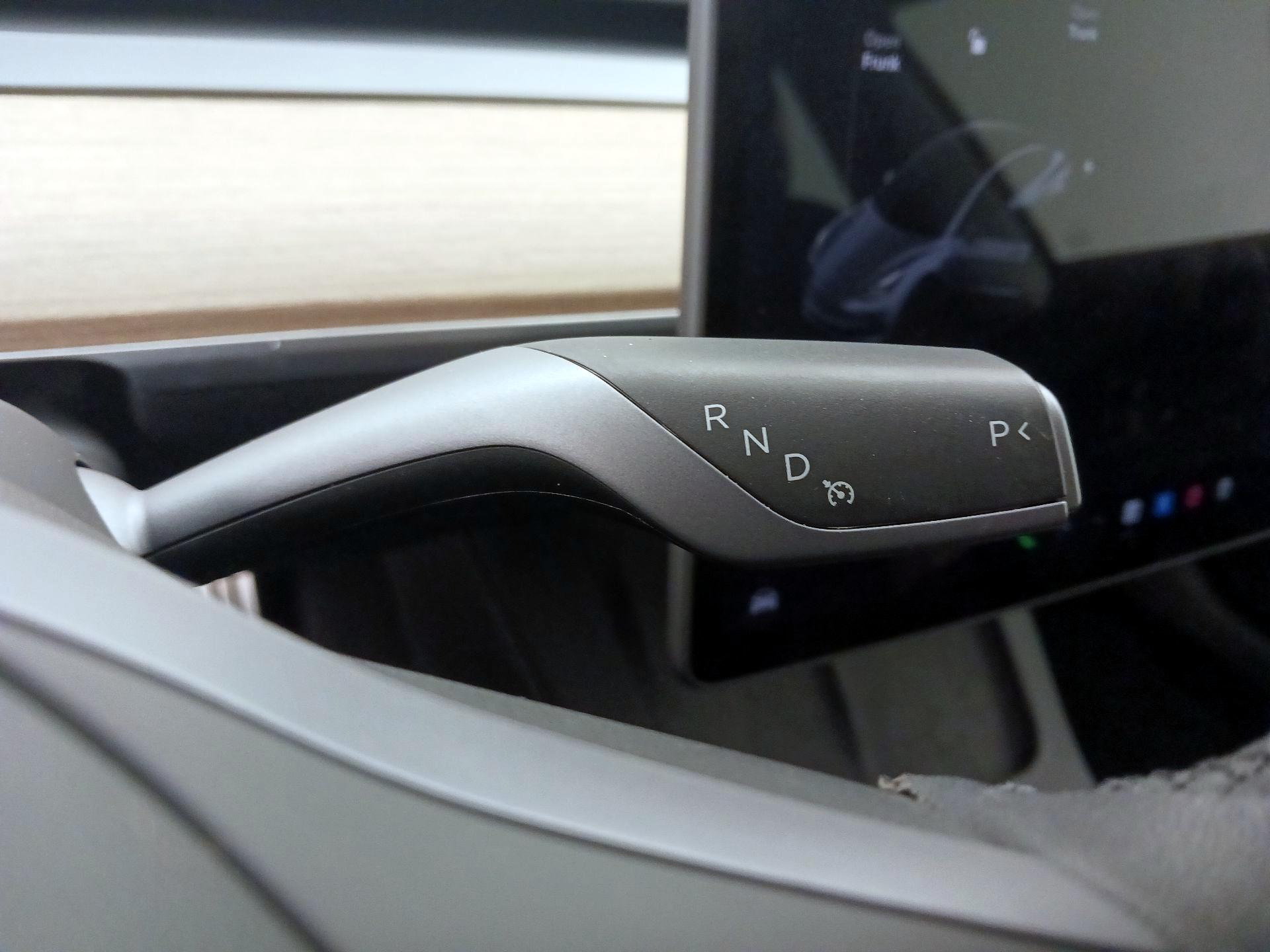 Thumbnail: 2023 Tesla Model 3 - 17