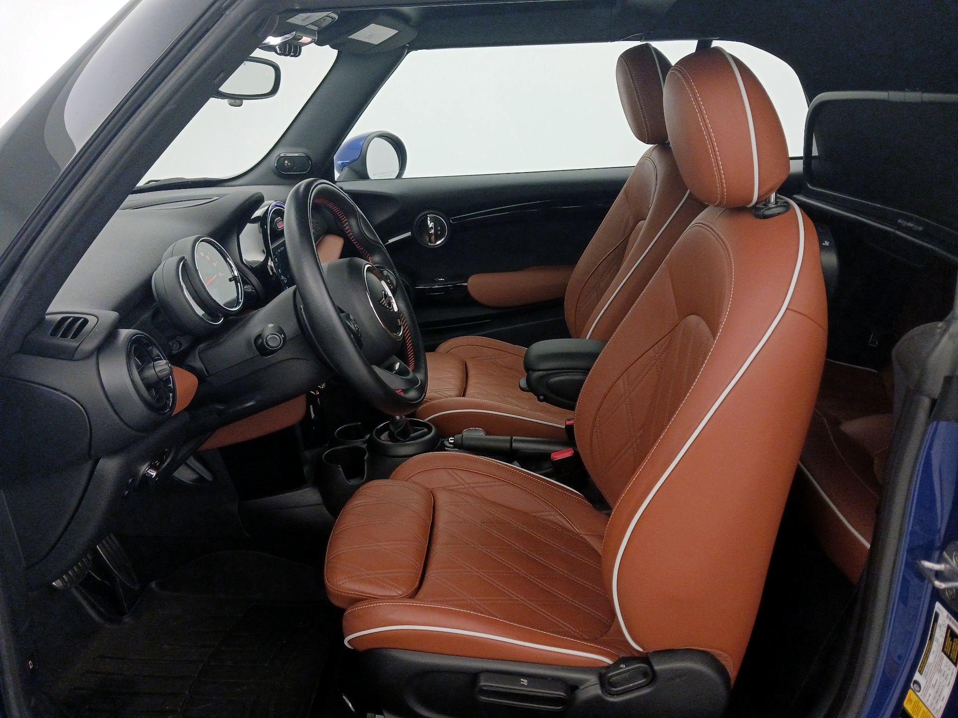 Thumbnail: 2019 MINI Cooper - 11