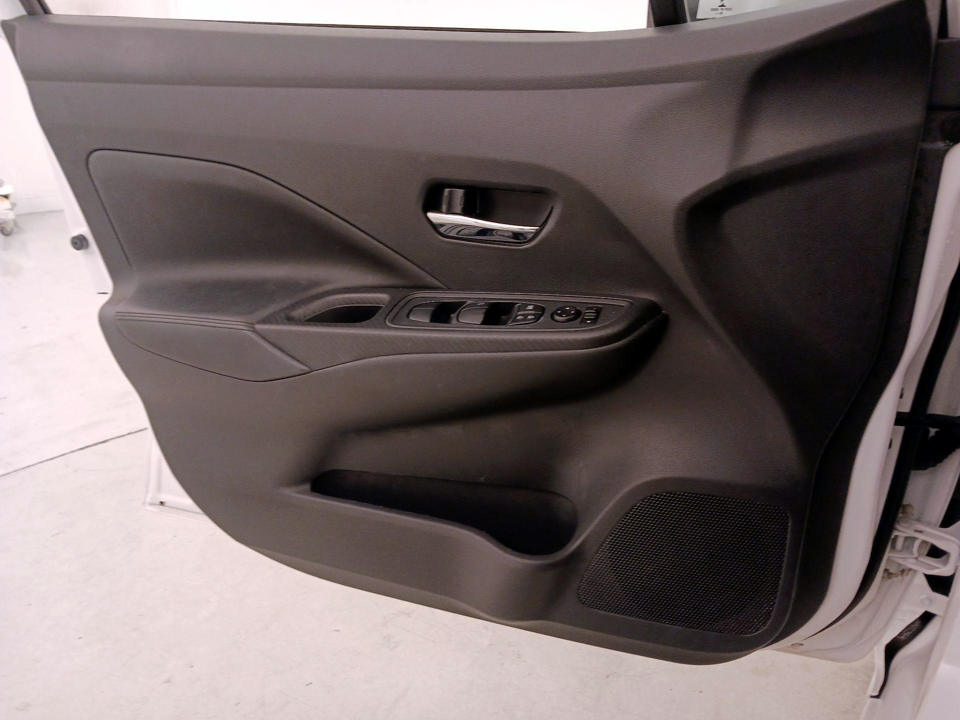 Thumbnail: 2020 Nissan Versa - 12