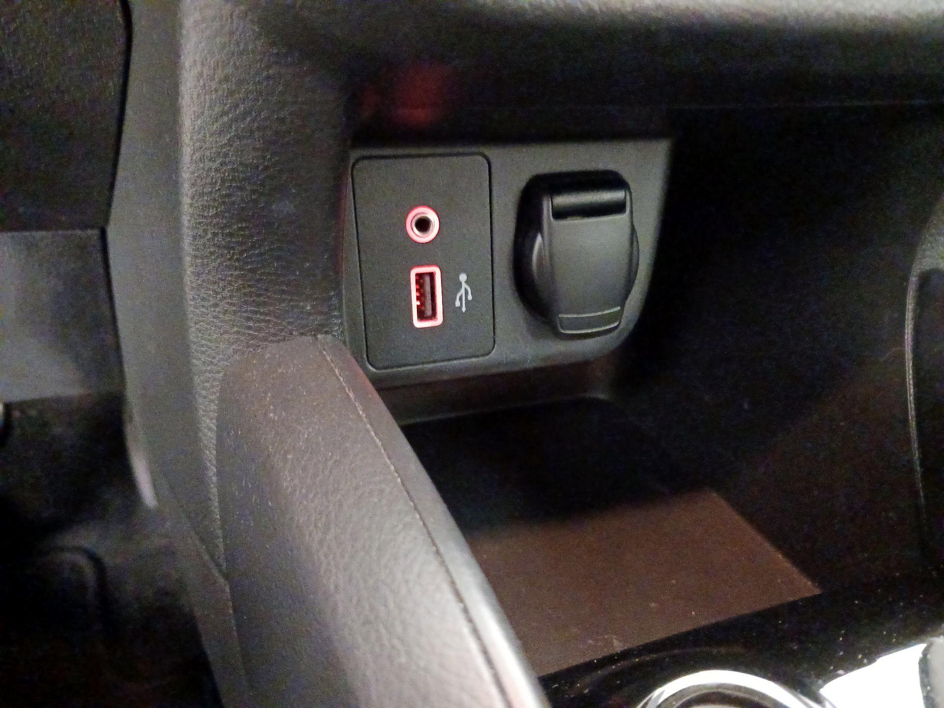 Thumbnail: 2020 Nissan Versa - 17