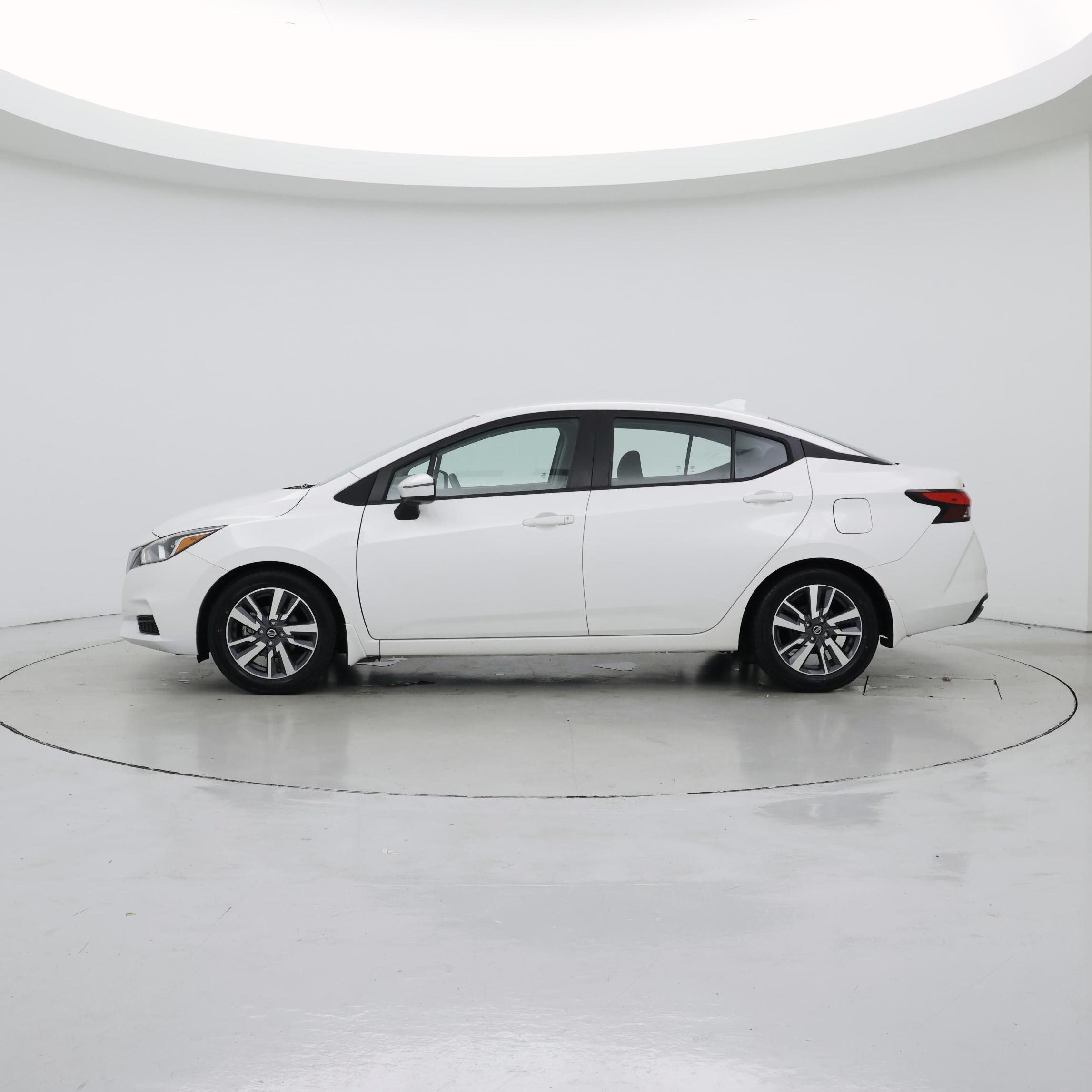 Thumbnail: 2020 Nissan Versa - 3