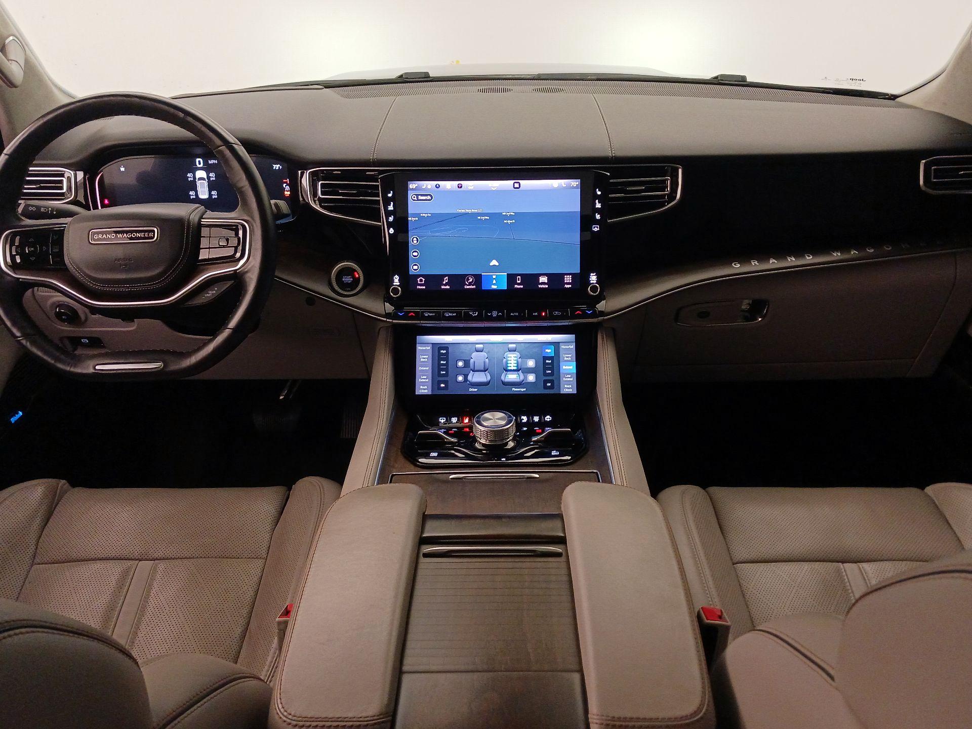 Thumbnail: 2022 Jeep Grand Wagoneer - 9