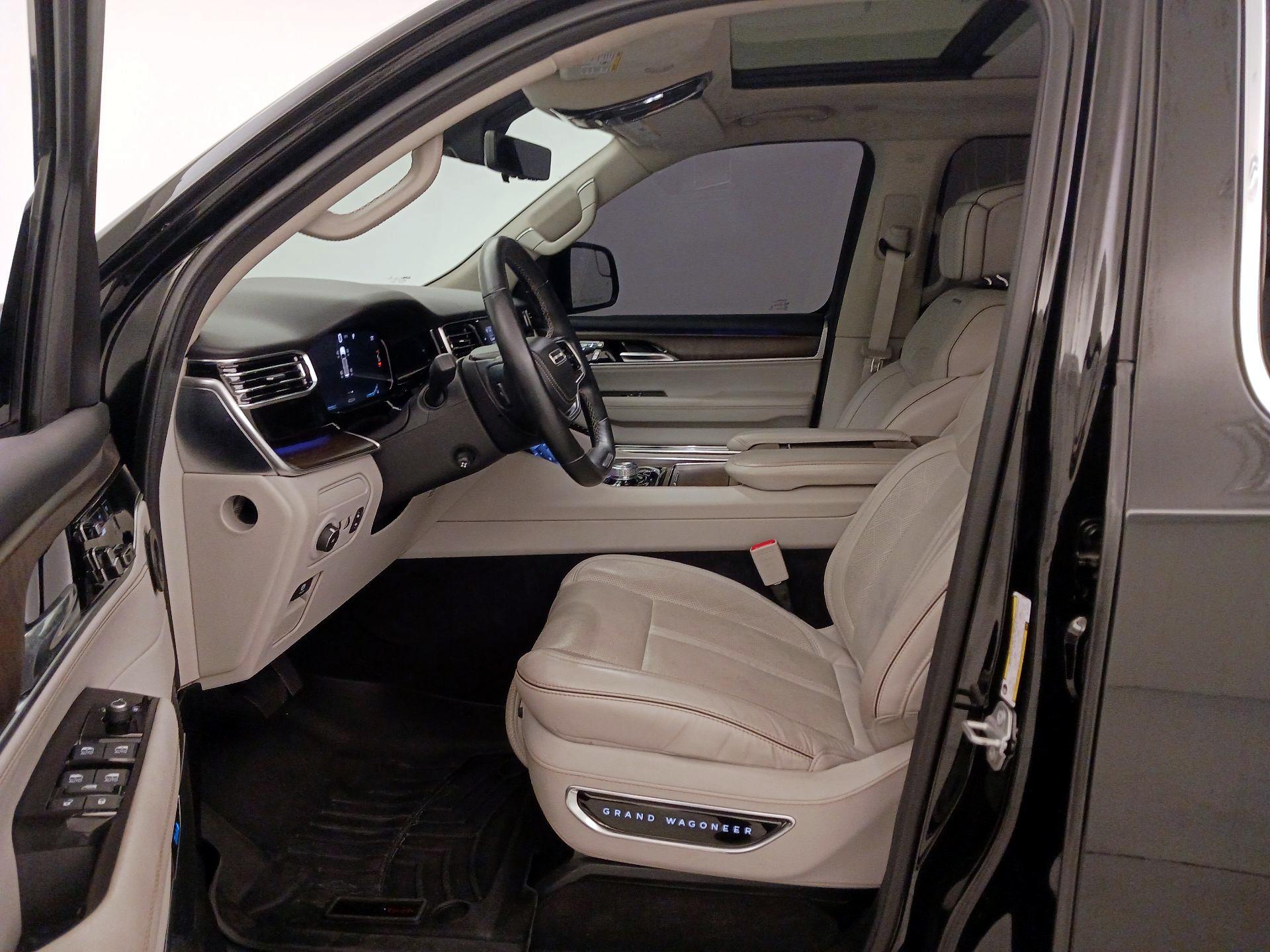 Thumbnail: 2022 Jeep Grand Wagoneer - 11