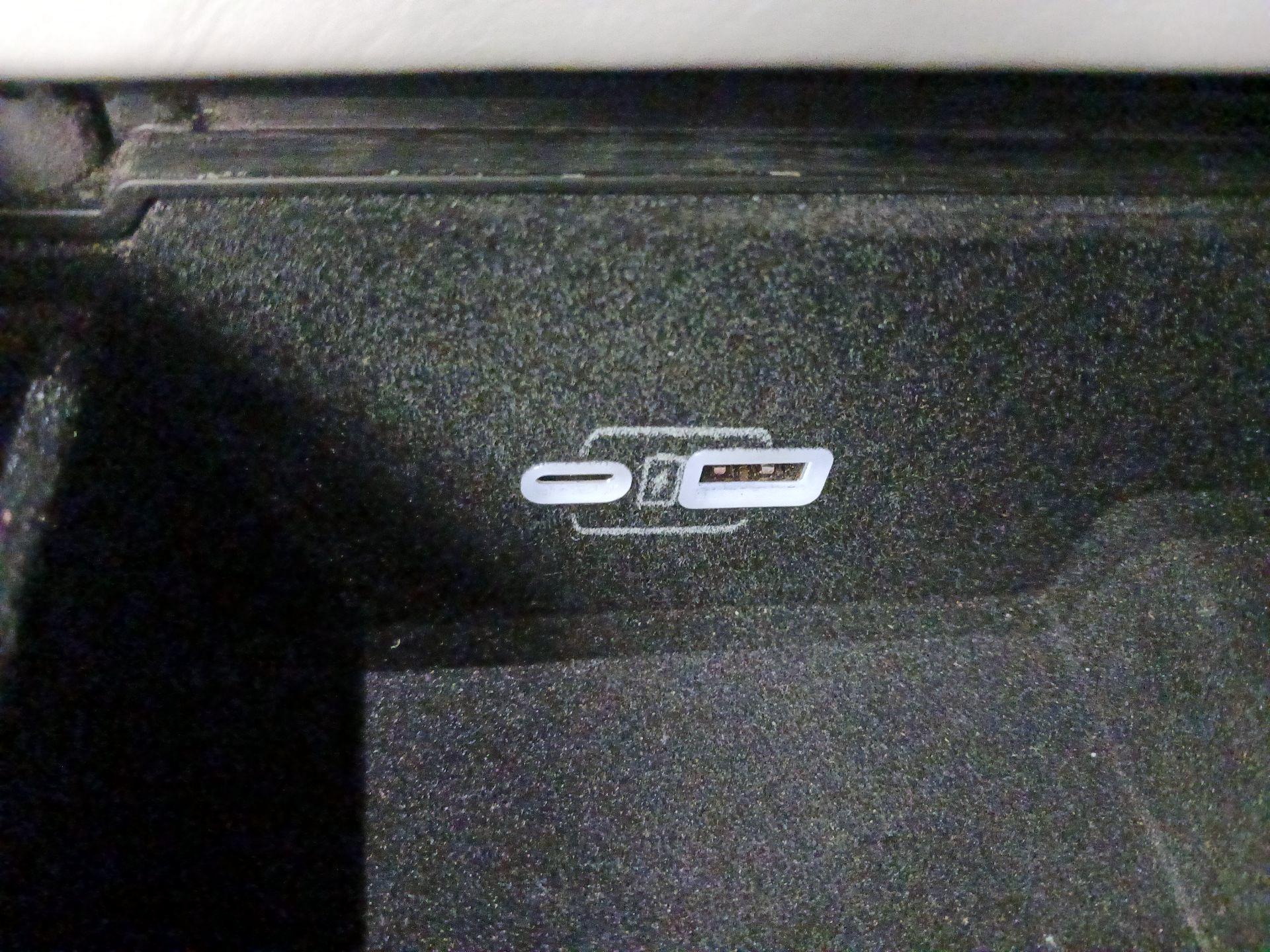 Thumbnail: 2022 Jeep Grand Wagoneer - 19