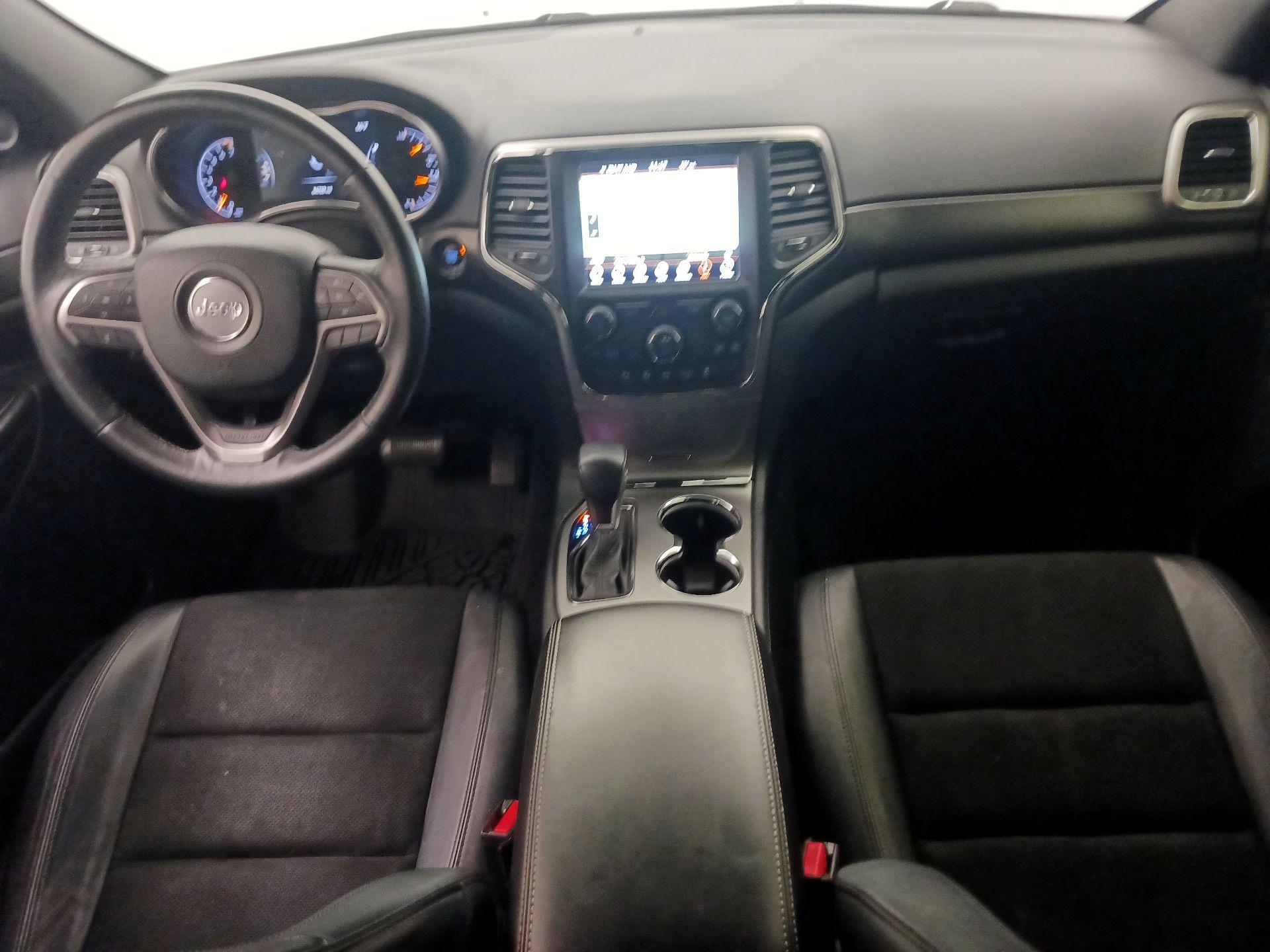 Thumbnail: 2018 Jeep Grand Cherokee - 9