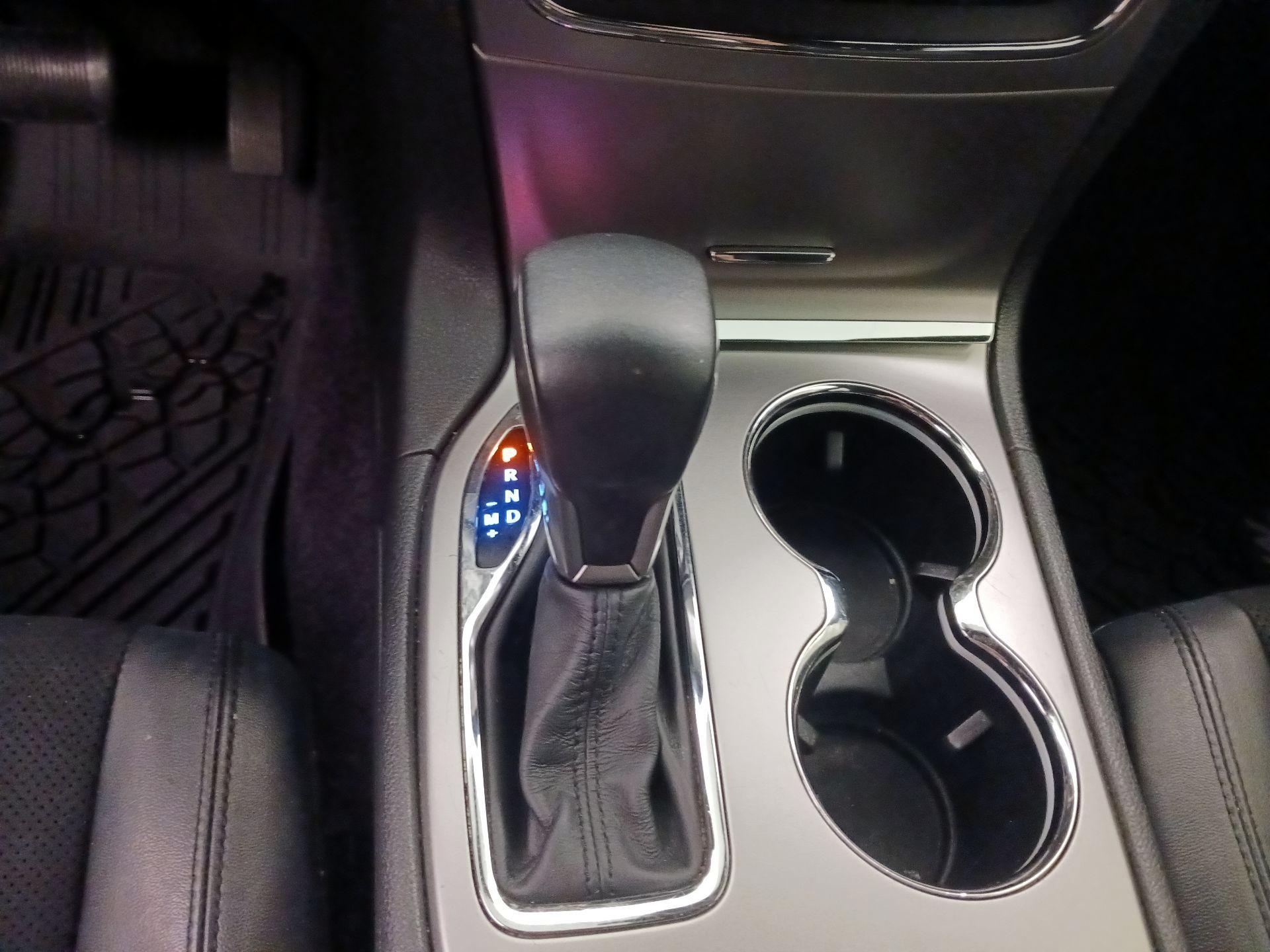 Thumbnail: 2018 Jeep Grand Cherokee - 18