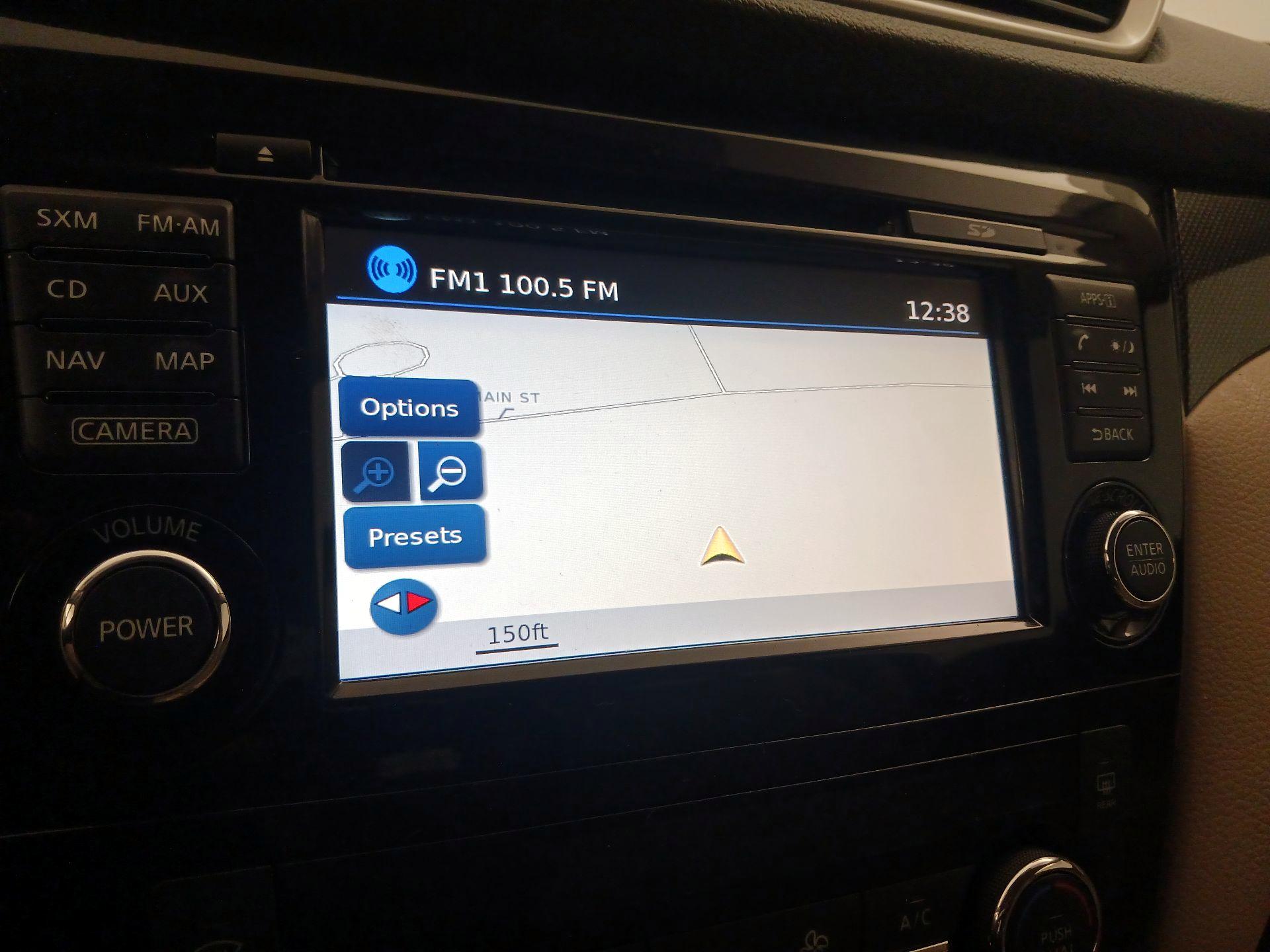 Thumbnail: 2014 Nissan Rogue - 14