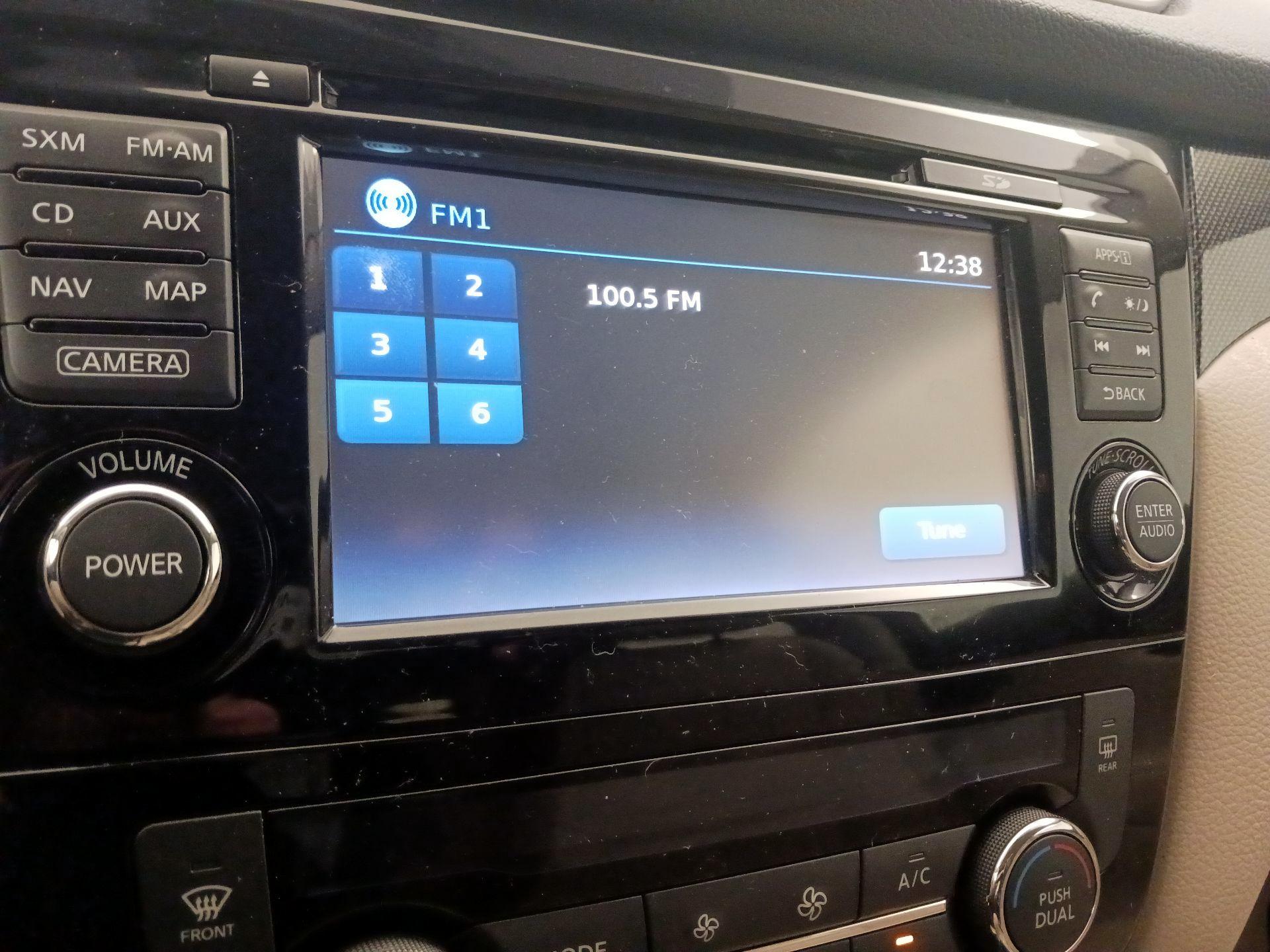 Thumbnail: 2014 Nissan Rogue - 16