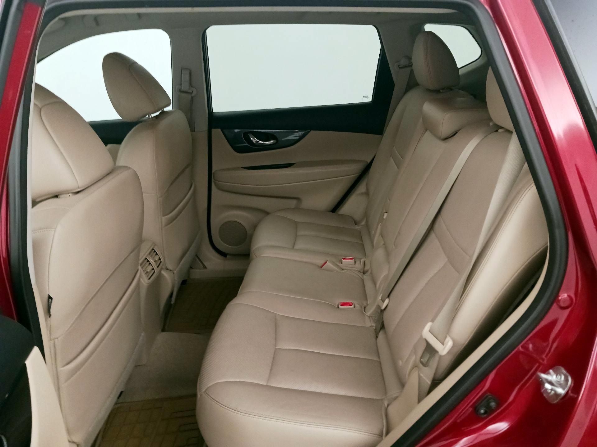 Thumbnail: 2014 Nissan Rogue - 20