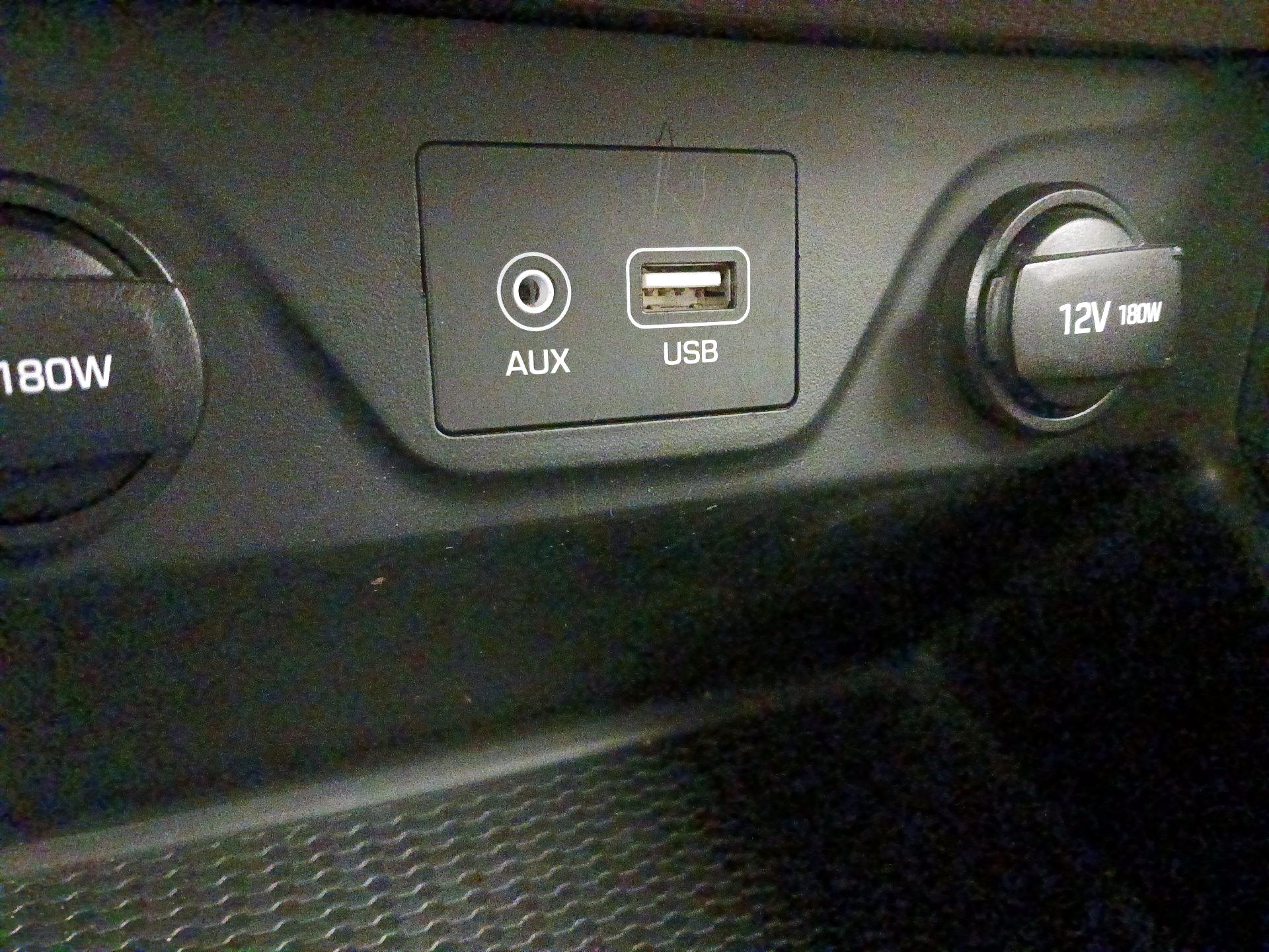 Thumbnail: 2020 Hyundai Tucson - 18