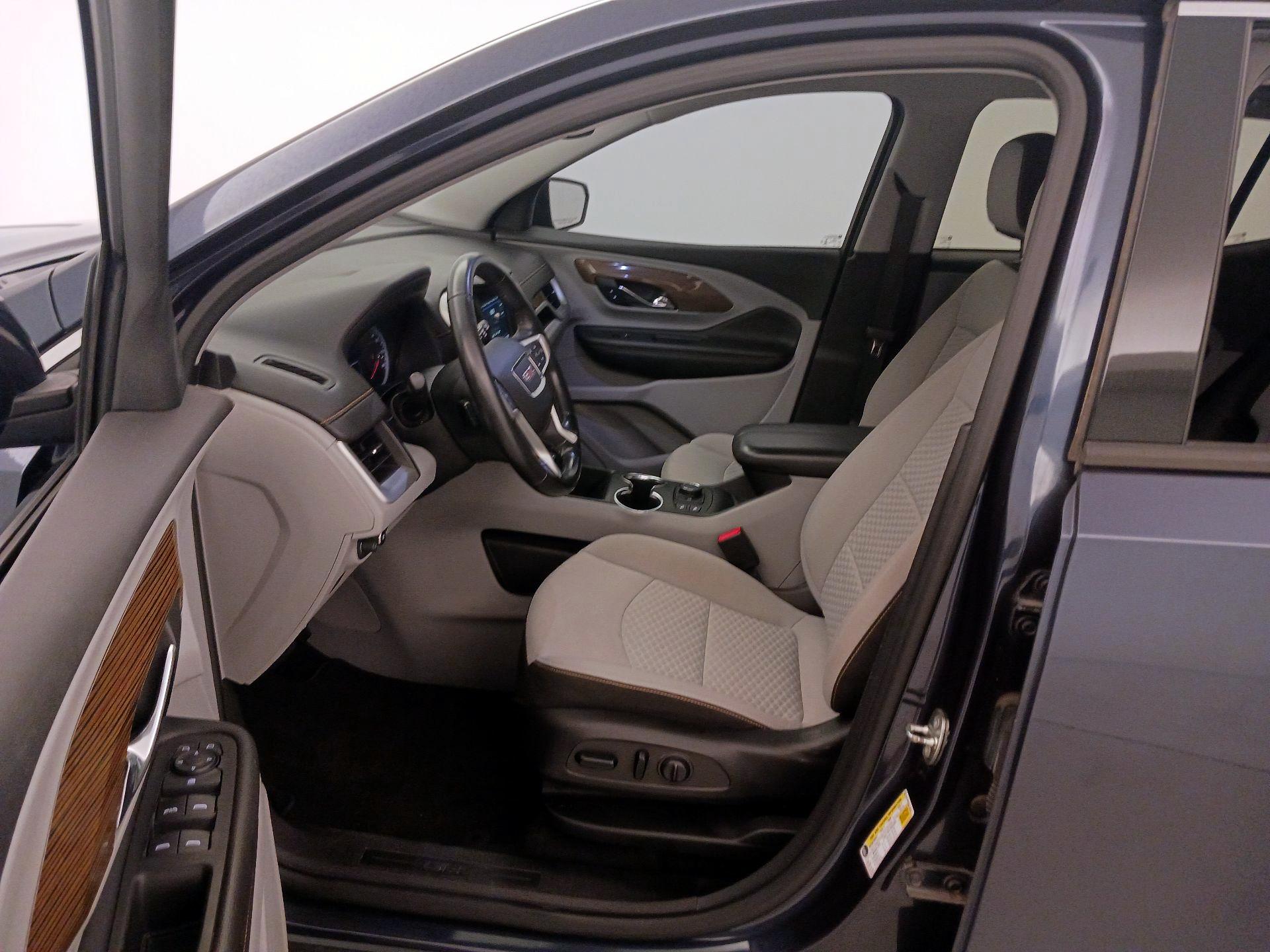 Thumbnail: 2018 GMC Terrain - 11