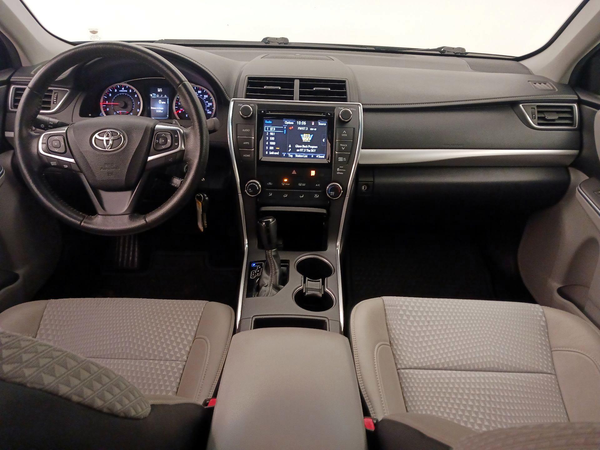 Thumbnail: 2015 Toyota Camry - 9