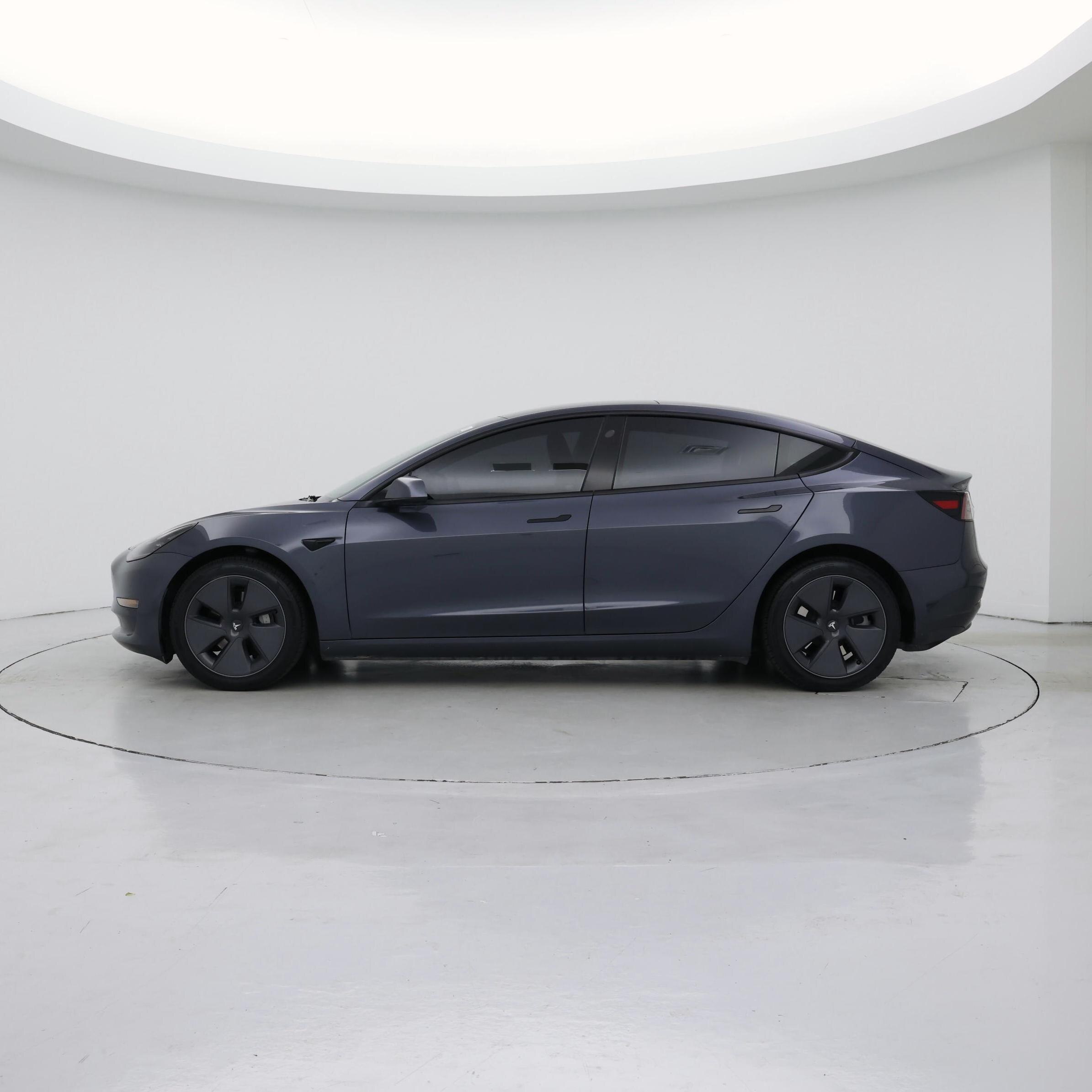 Thumbnail: 2023 Tesla Model 3 - 3