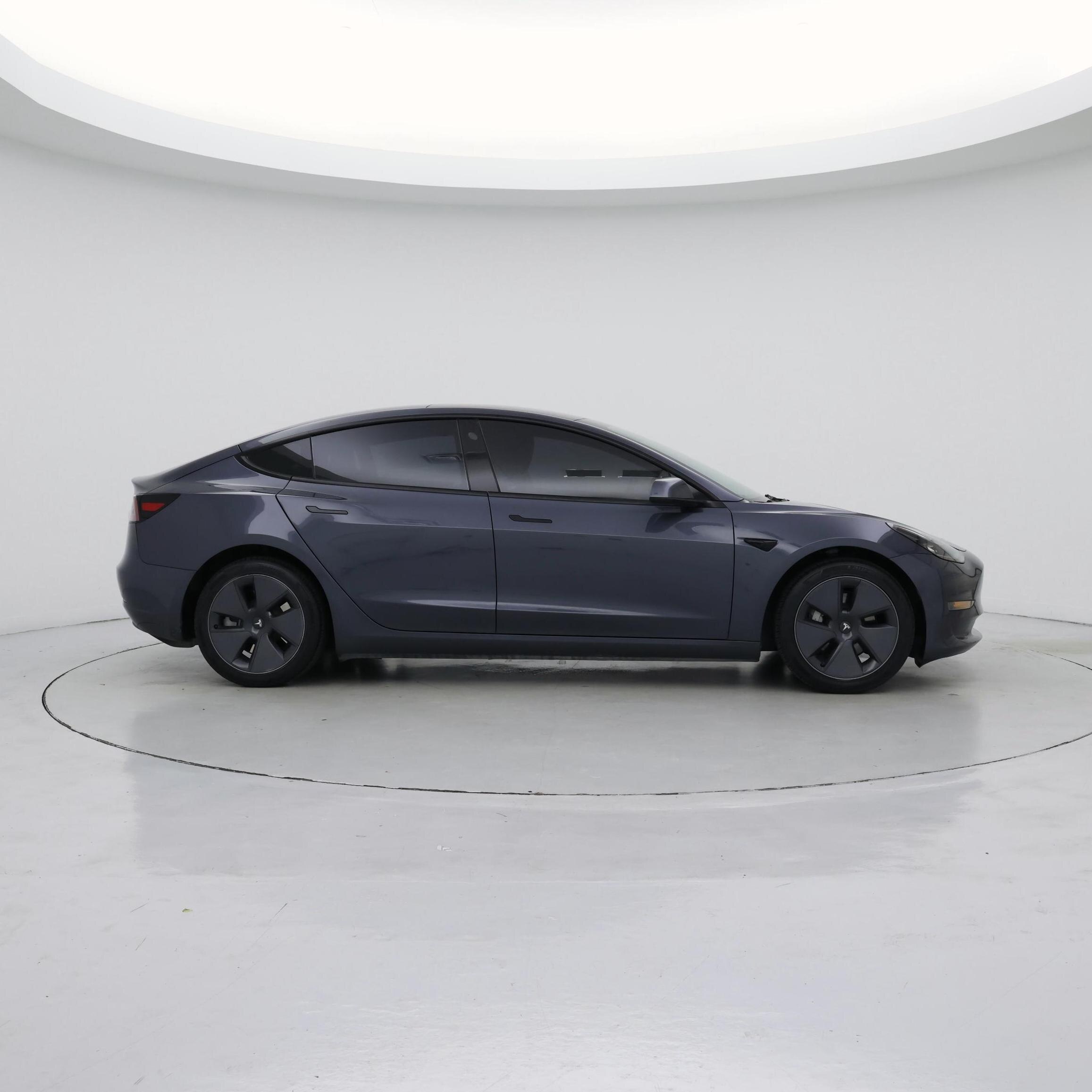 Thumbnail: 2023 Tesla Model 3 - 7