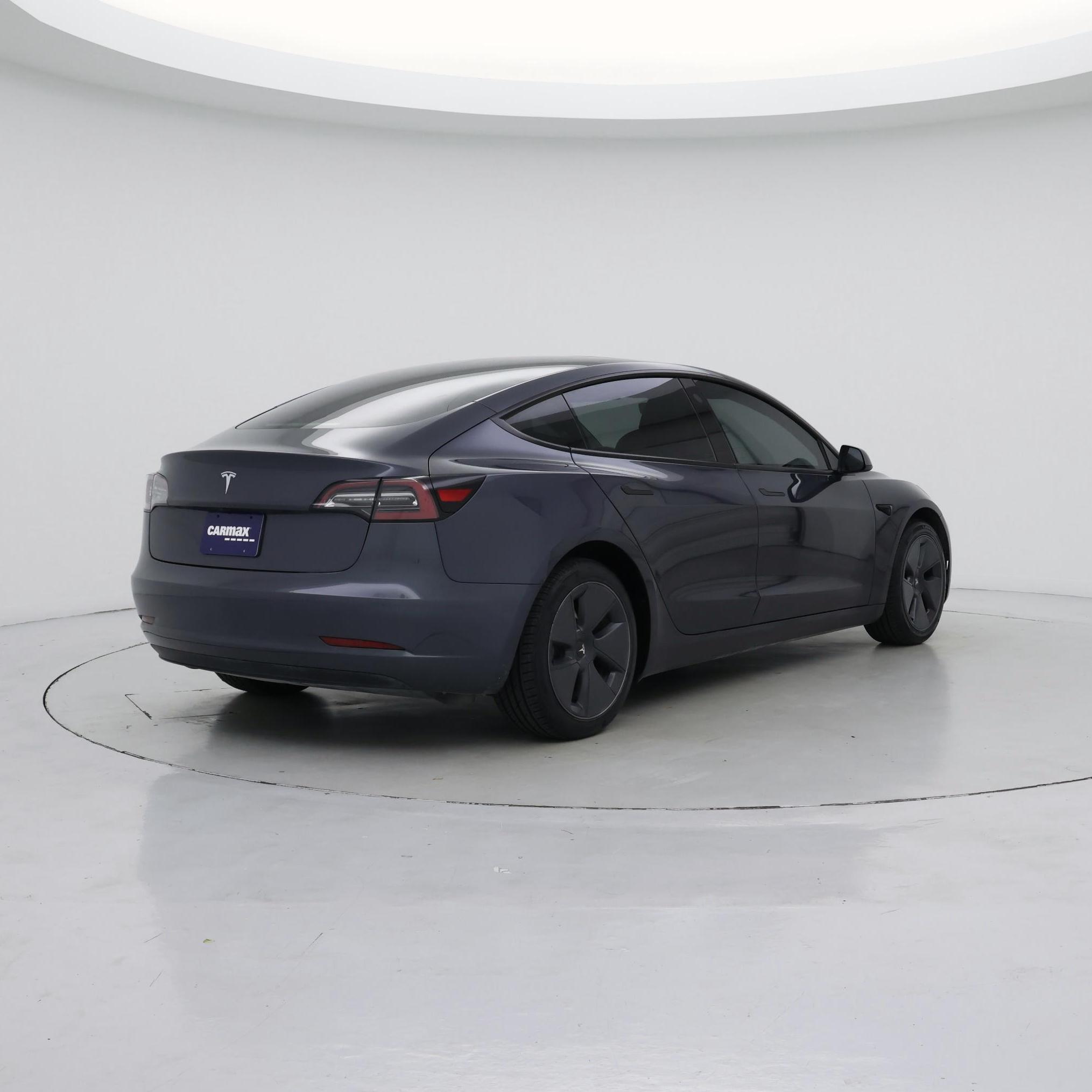 Thumbnail: 2023 Tesla Model 3 - 8