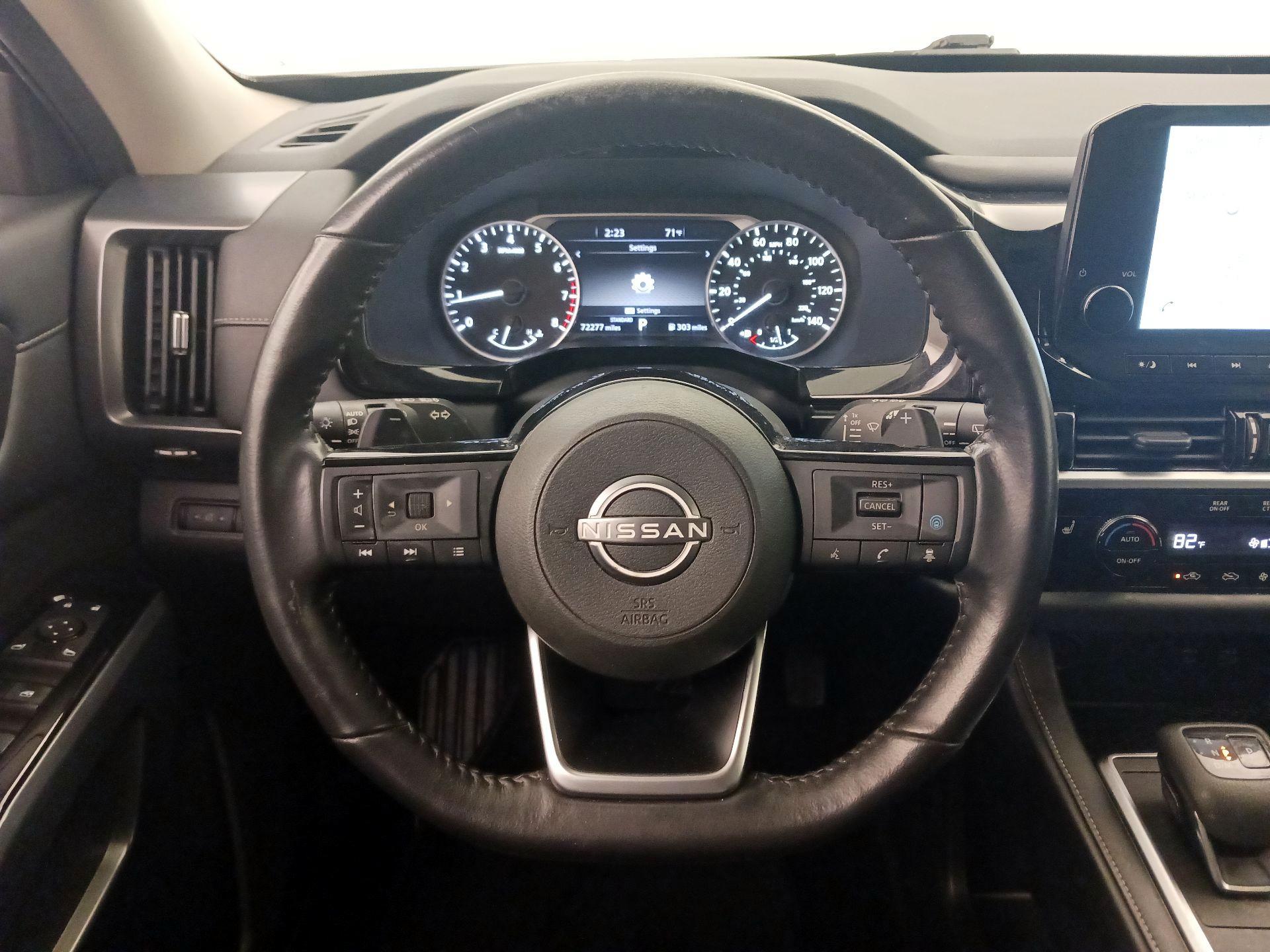 Thumbnail: 2022 Nissan Pathfinder - 10