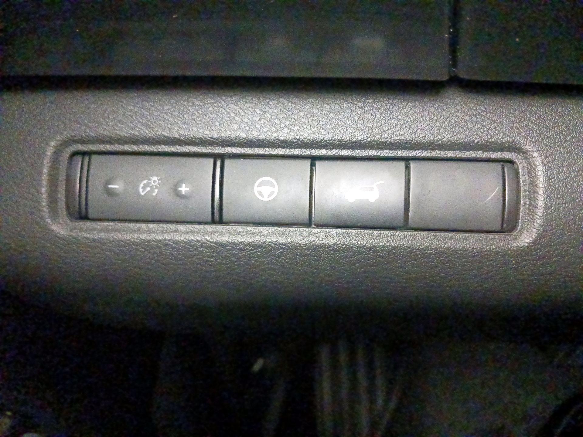 Thumbnail: 2022 Nissan Pathfinder - 13